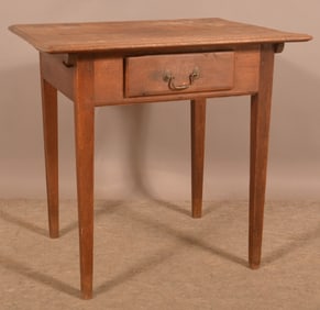 Pennsylvania Hepplewhite Walnut Tavern Stand.