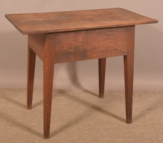 Pennsylvania Hepplewhite Walnut Tavern Stand.