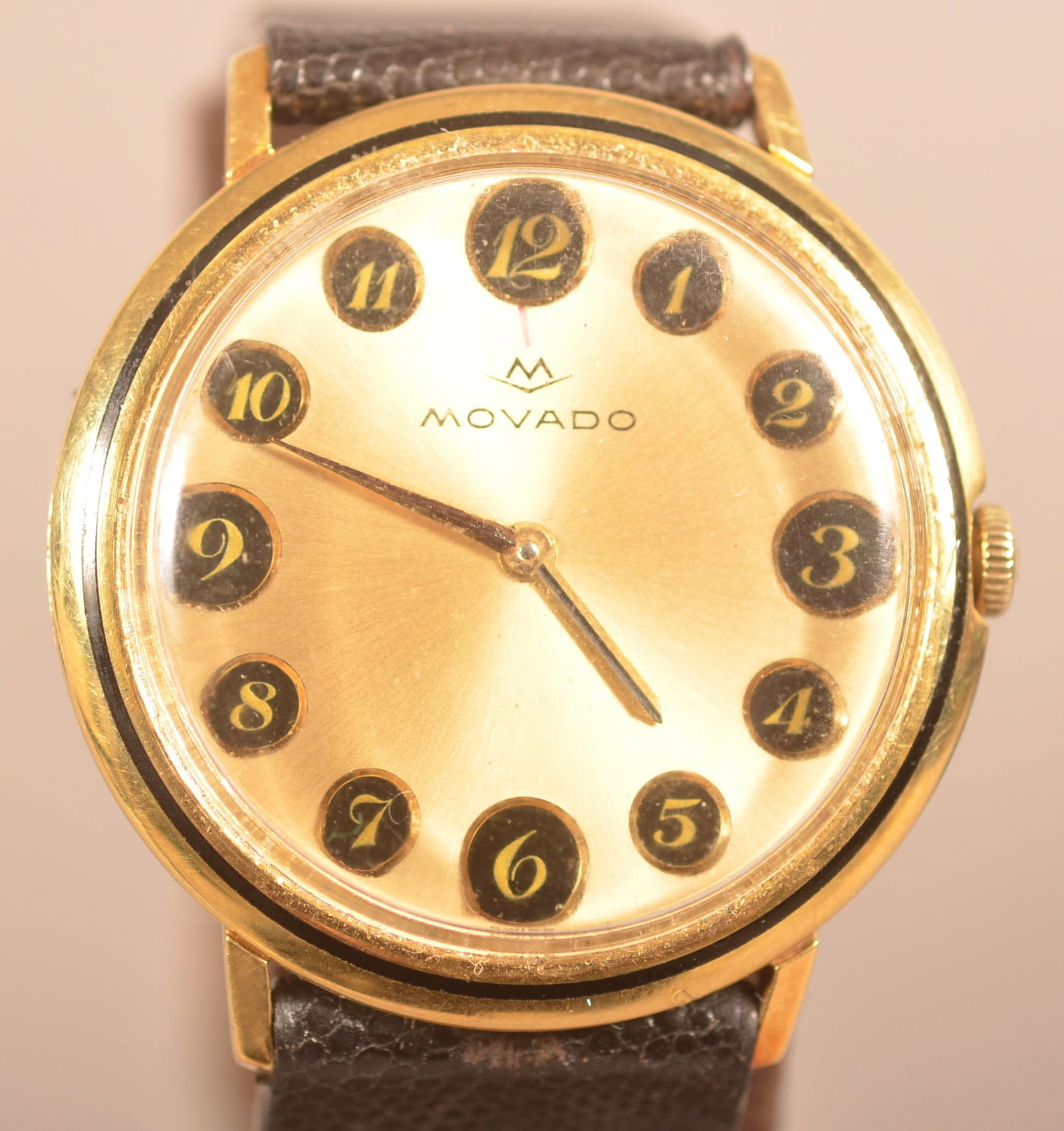 Vintage Movado 18K Yellow Gold Men's Wristwatch. (1 of 4)