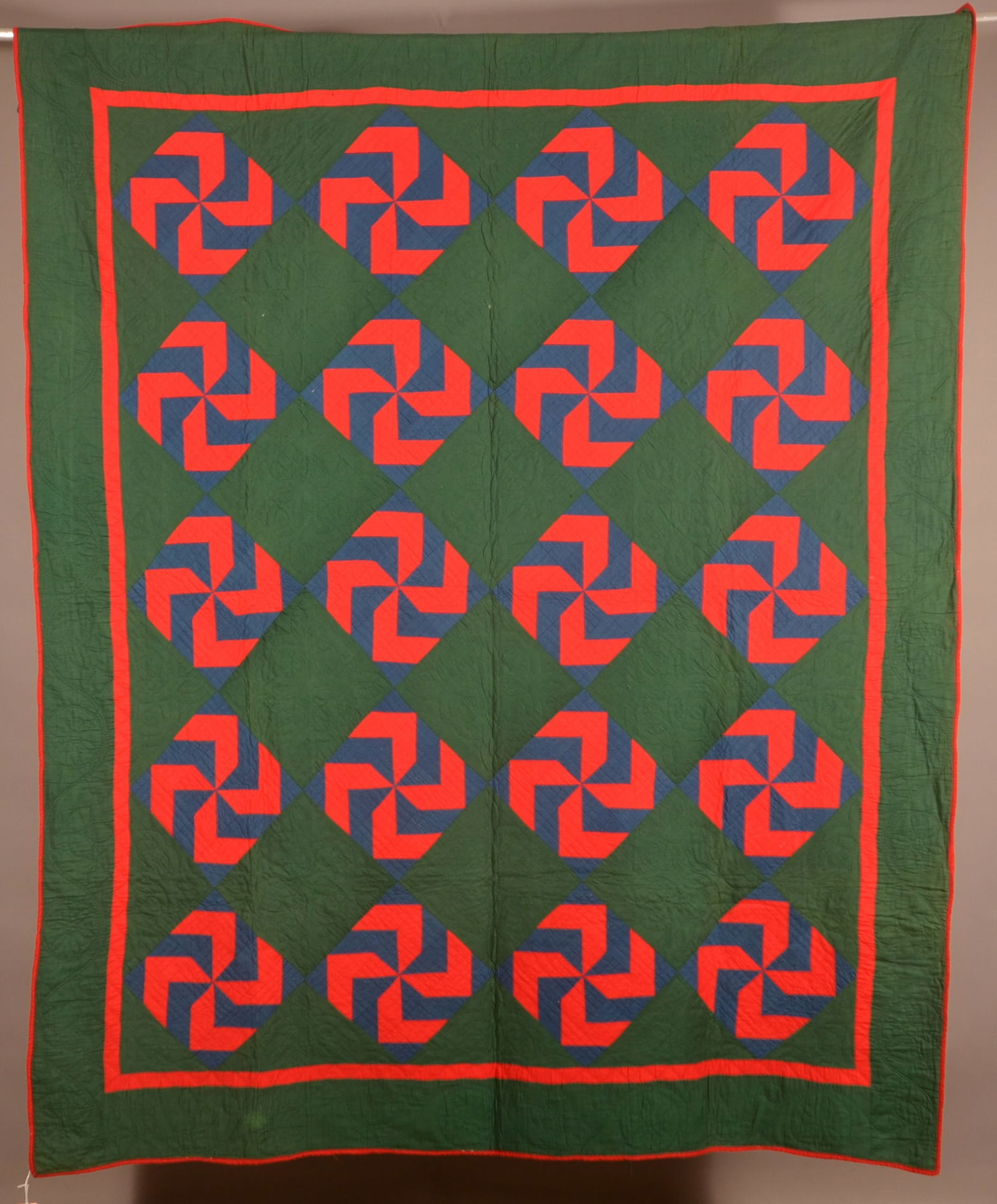 Antique Pinwheel Pattern Patchwork Quilt. (1 of 6)