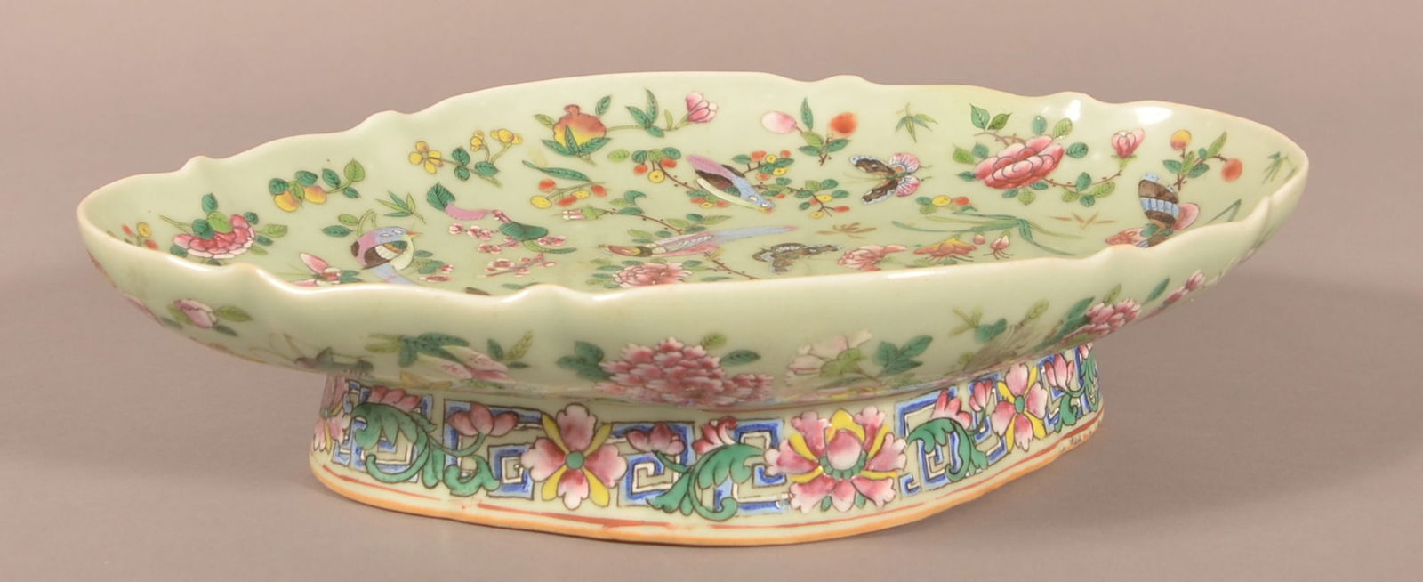 Chinese Export Porcelain Famille Rose Compote. (1 of 4)