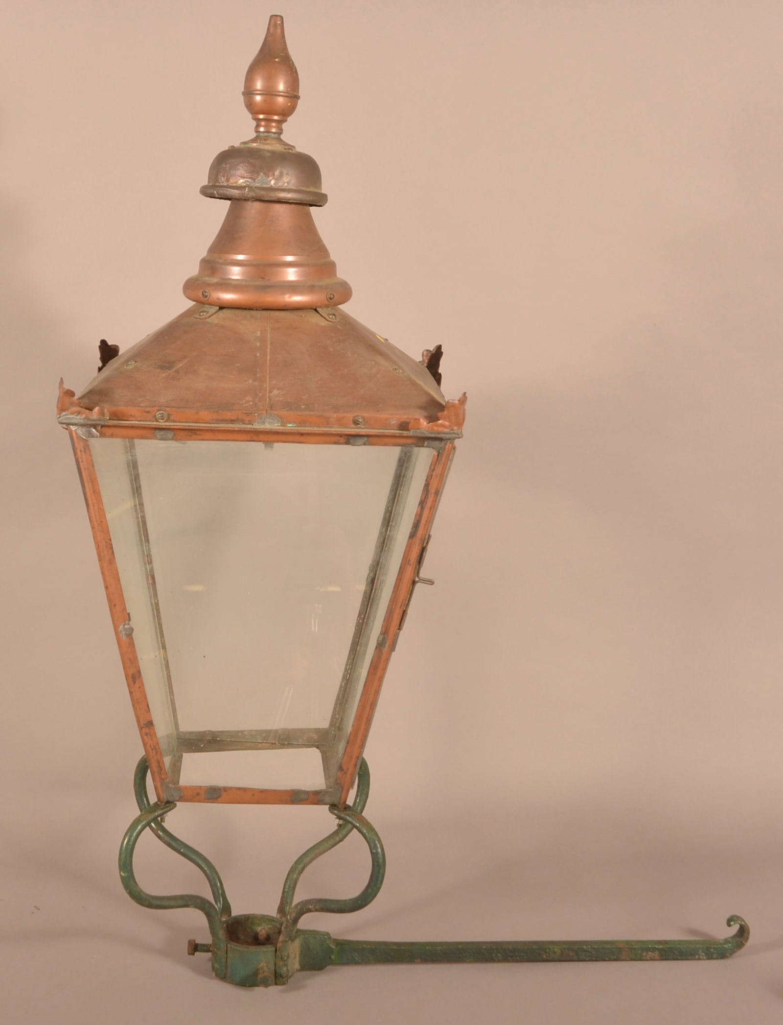 Antique American Copper Gas Street Lantern. (1 of 7)