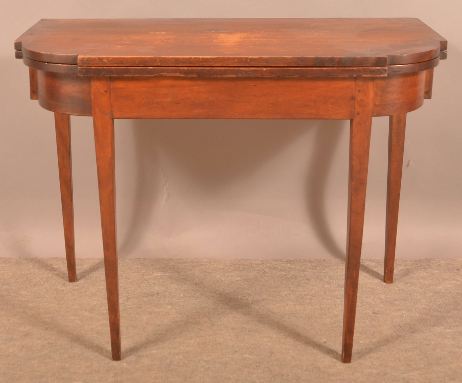 Country Hepplewhite Cherry Gate-Leg Game Table. (1 of 5)