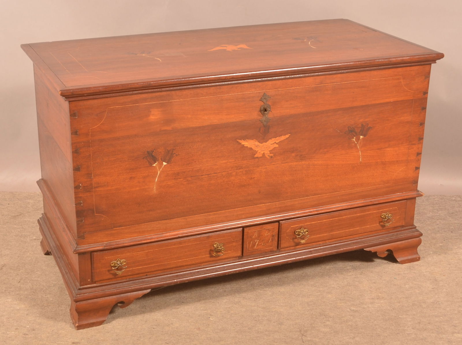 Chippendale-Style Walnut Inlaid Blanket Chest. (1 of 8)