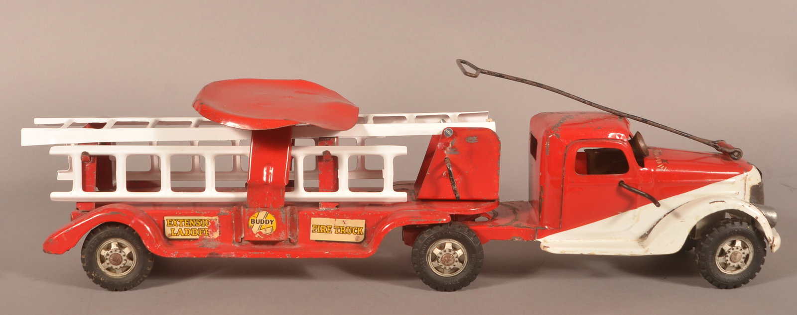 Buddy L Steel Sit-N-Ride Exten. Ladder Fire Truck.: Buddy L Pressed Steel Sit-N-Ride Extension Ladder Fire Truck. 30"l.