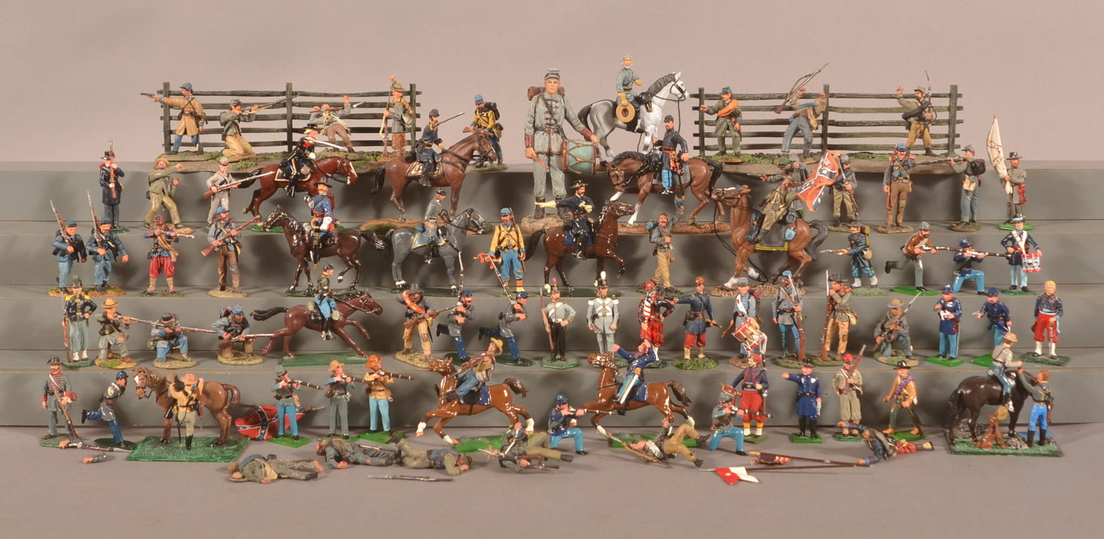 Lot of Assorted Civil War Miniature Soldiers: Various makers, no boxes.