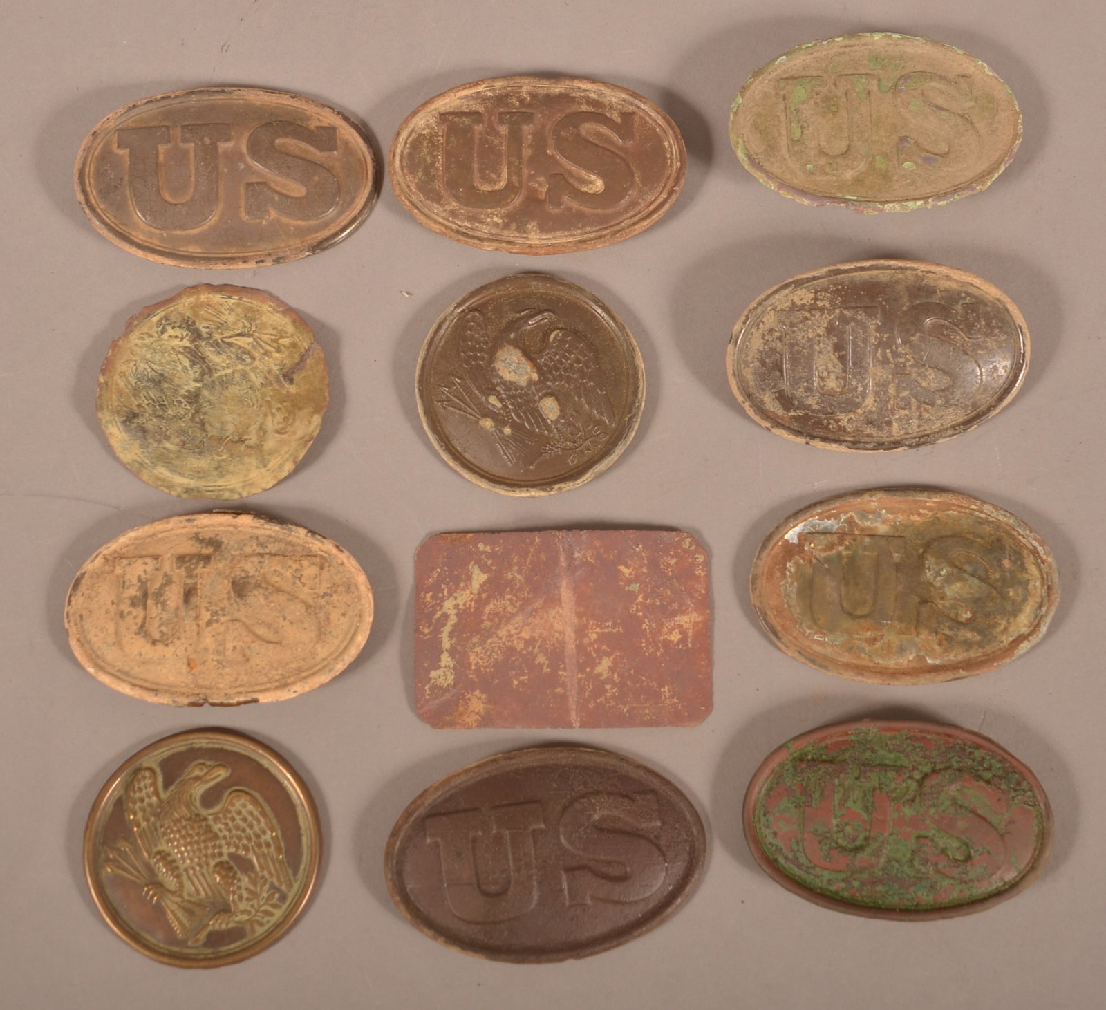 Grouping of Relic, Belt, Box, and Shoulder Plates: As-found dug, relic condition, consignor has handwritten provenance on where they were recovered.