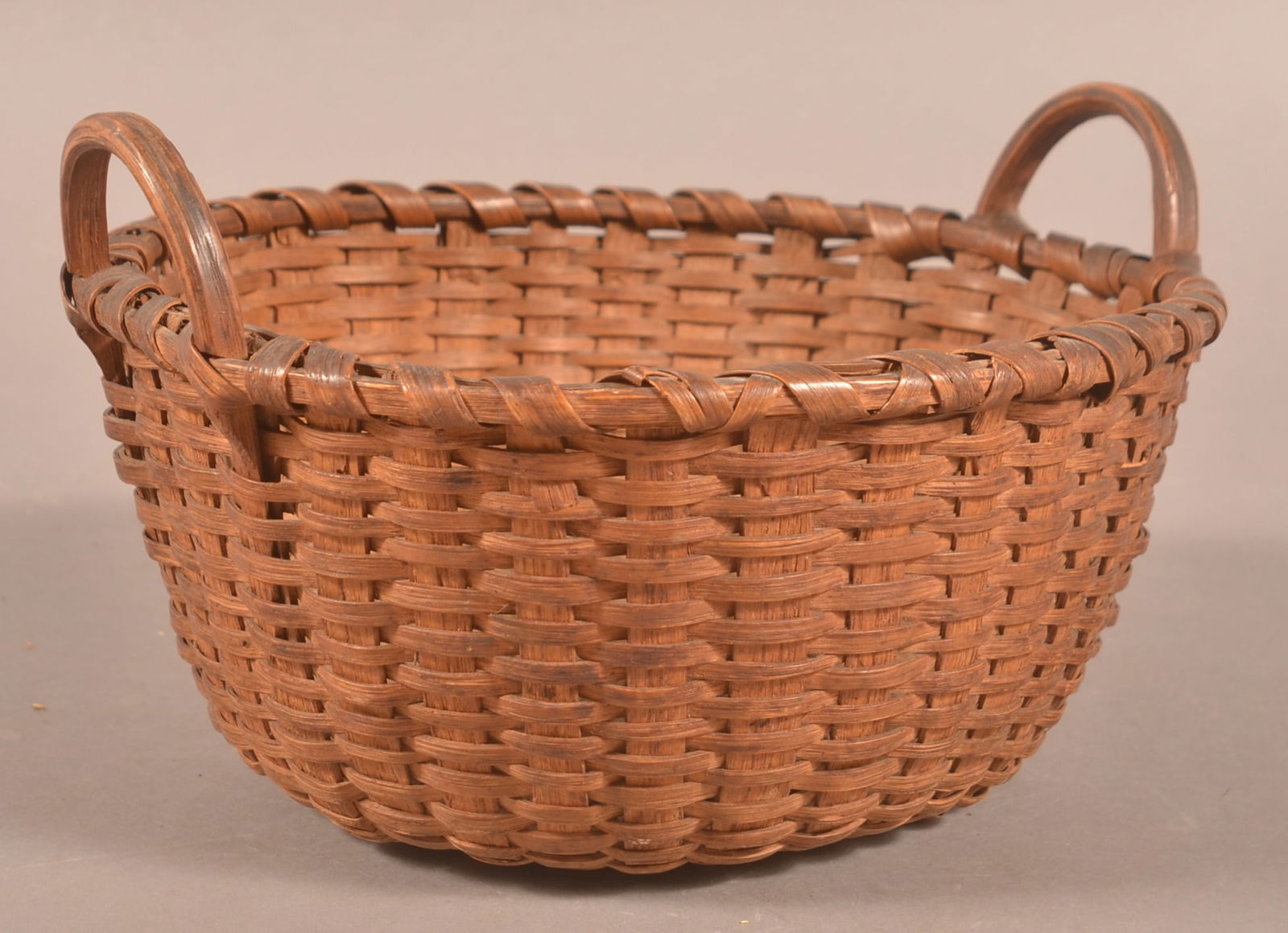 Small PA 19th Century Oak Woven Splint Basket. (1 of 5)