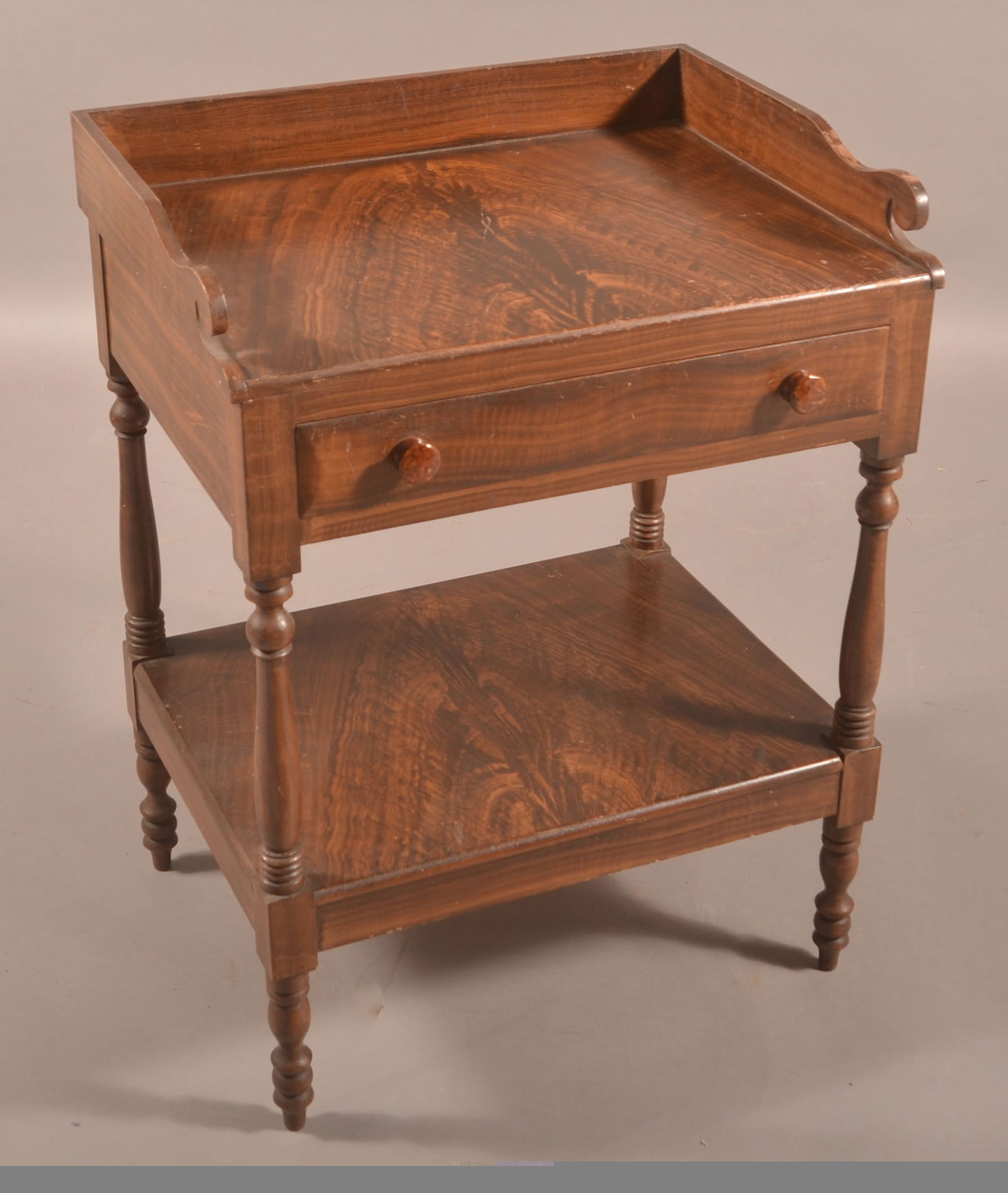 PA Flame Grain Painted Softwood Wash Stand. (1 of 6)