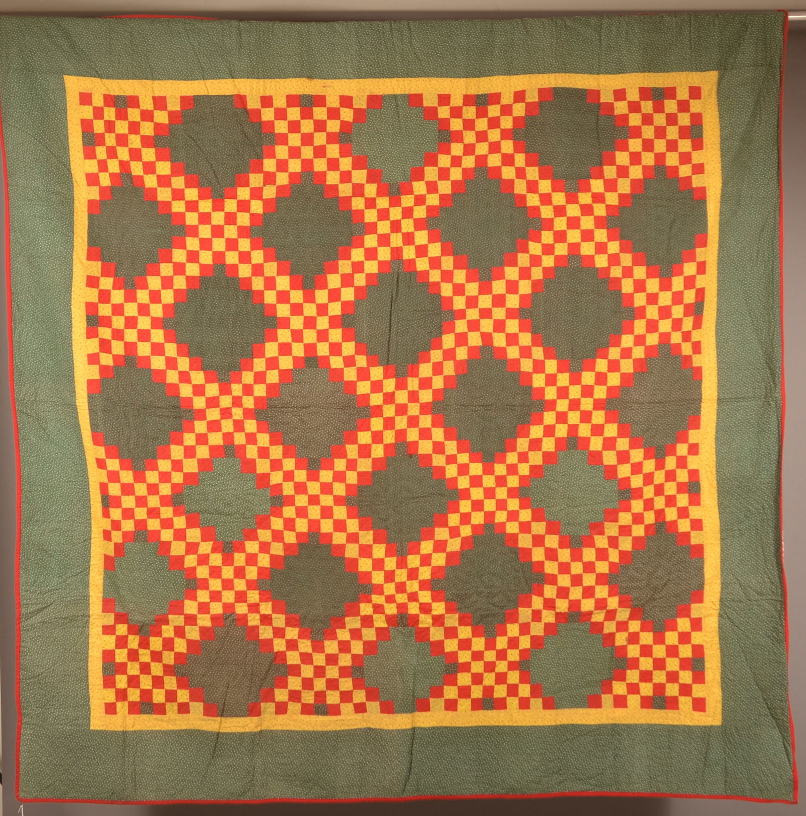 PA Triple Irish Chain Pattern Patchwork Quilt. (1 of 6)