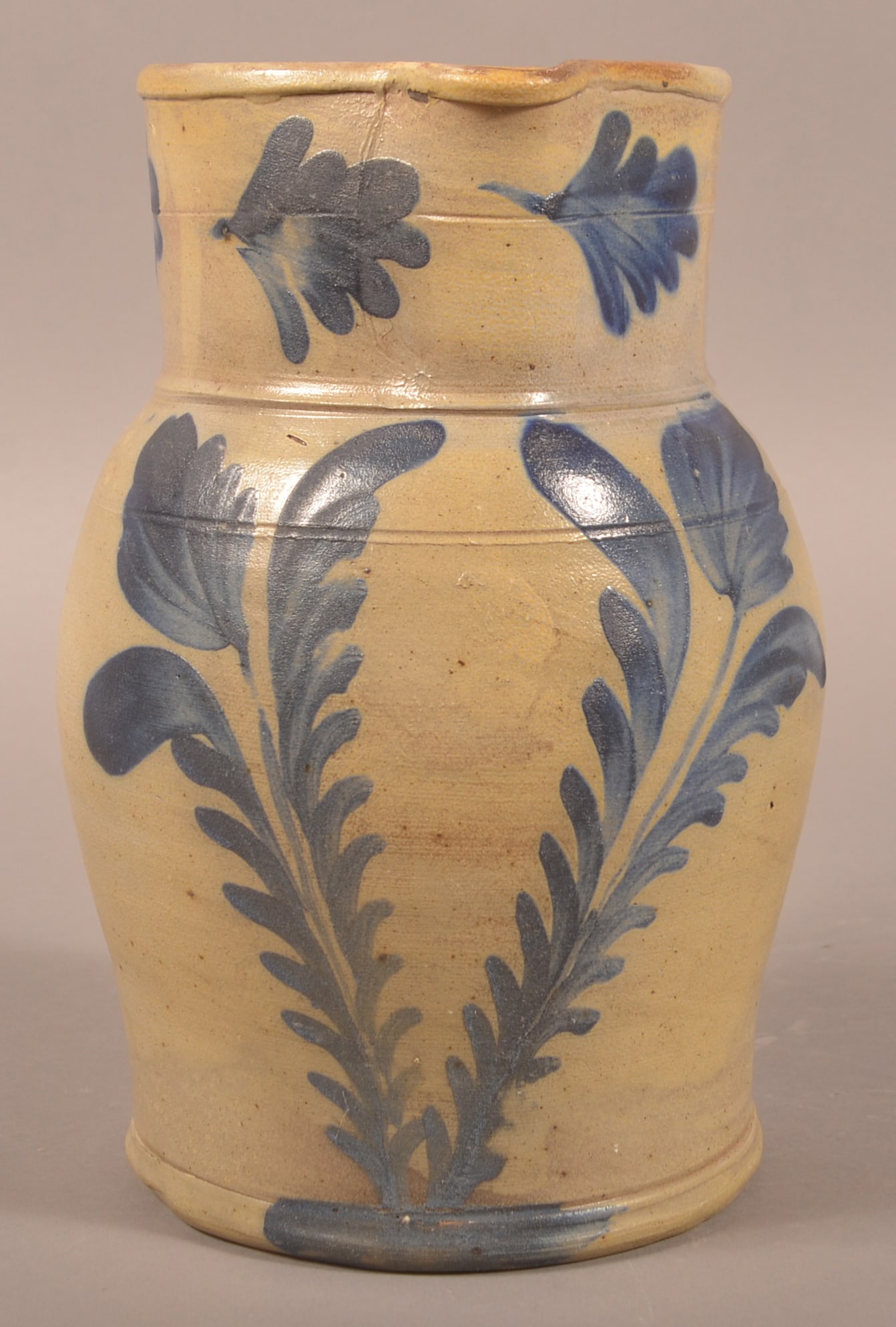 Unsigned 1-1/2 Gal. Bulbous Stoneware Pitcher. (1 of 4)