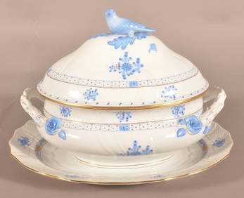 Large Herend Chinese Bouquet Blue Bird Tureen. (1 of 6)