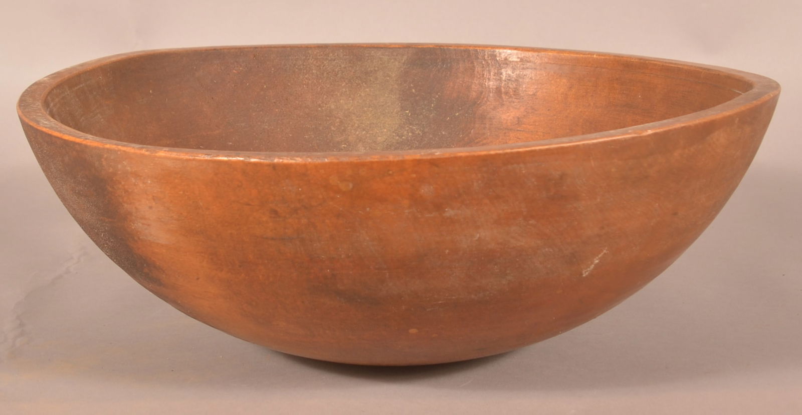 Large Antique Turned Wood Bowl. (1 of 4)