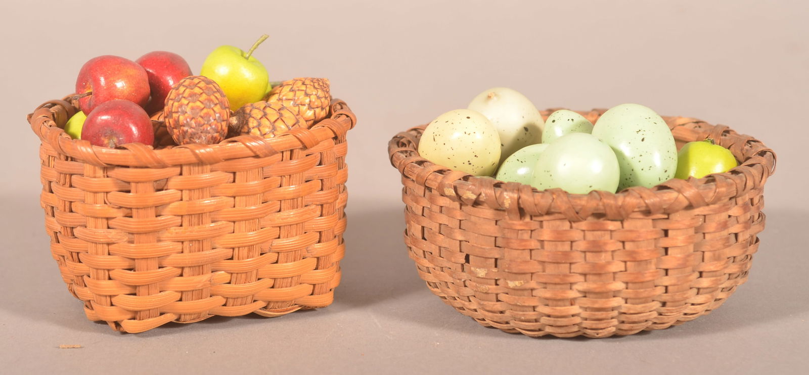 Two Antique Miniature Woven Oak Splint Baskets. (1 of 4)