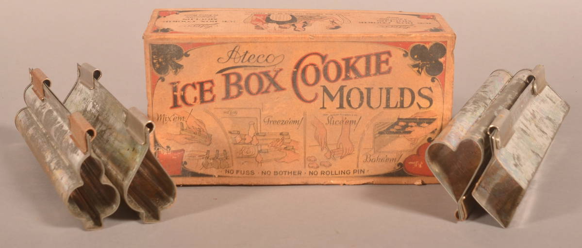 Gibson Golden Oak Ice Box