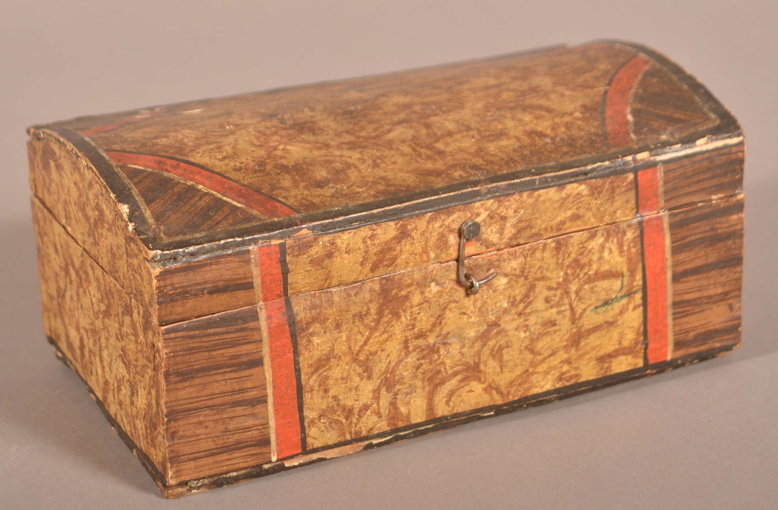 Early 19th Century Decorated Trinket Chest. (1 of 7)