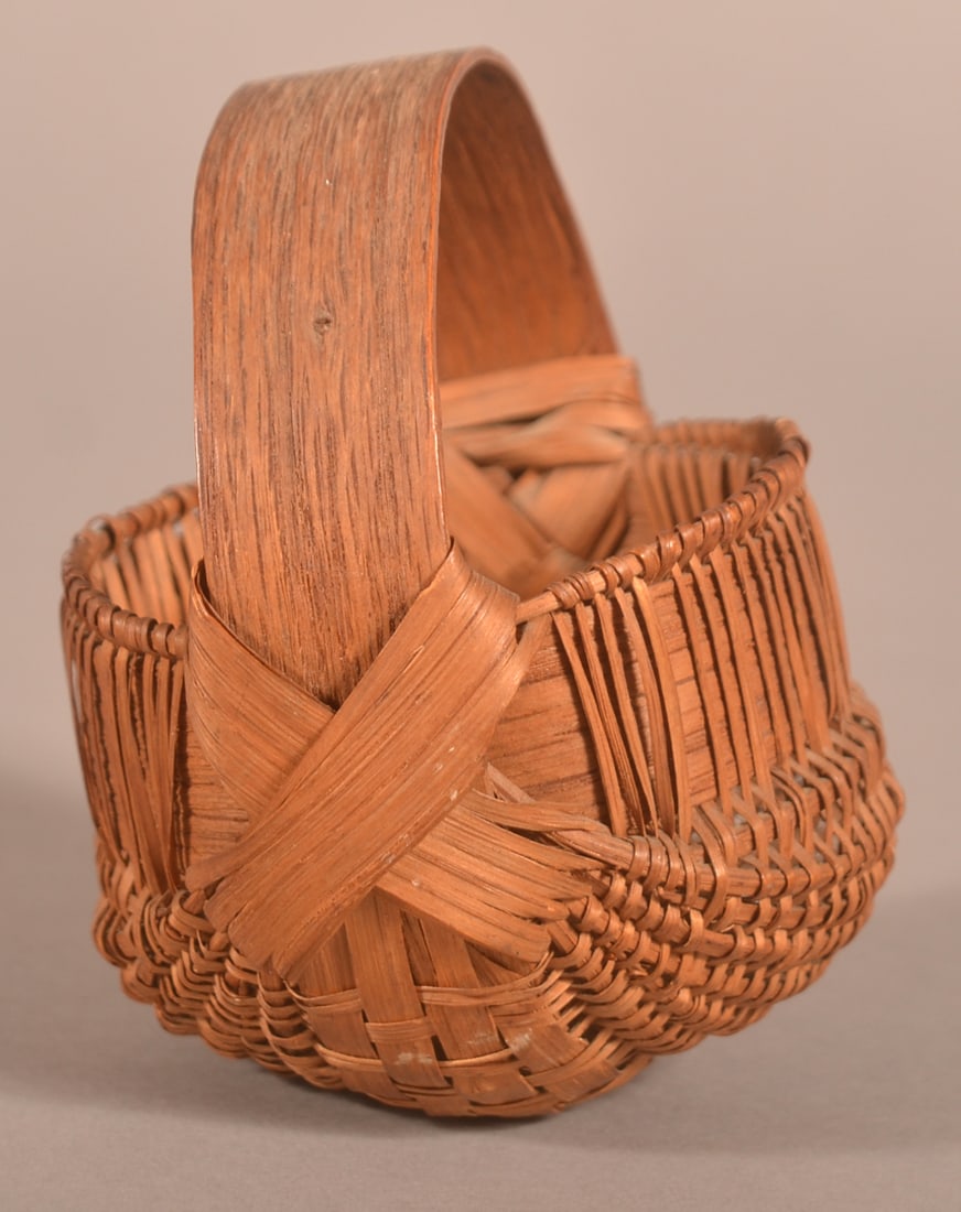 Antique PA Oak Splint Miniature Berry Basket. (1 of 5)