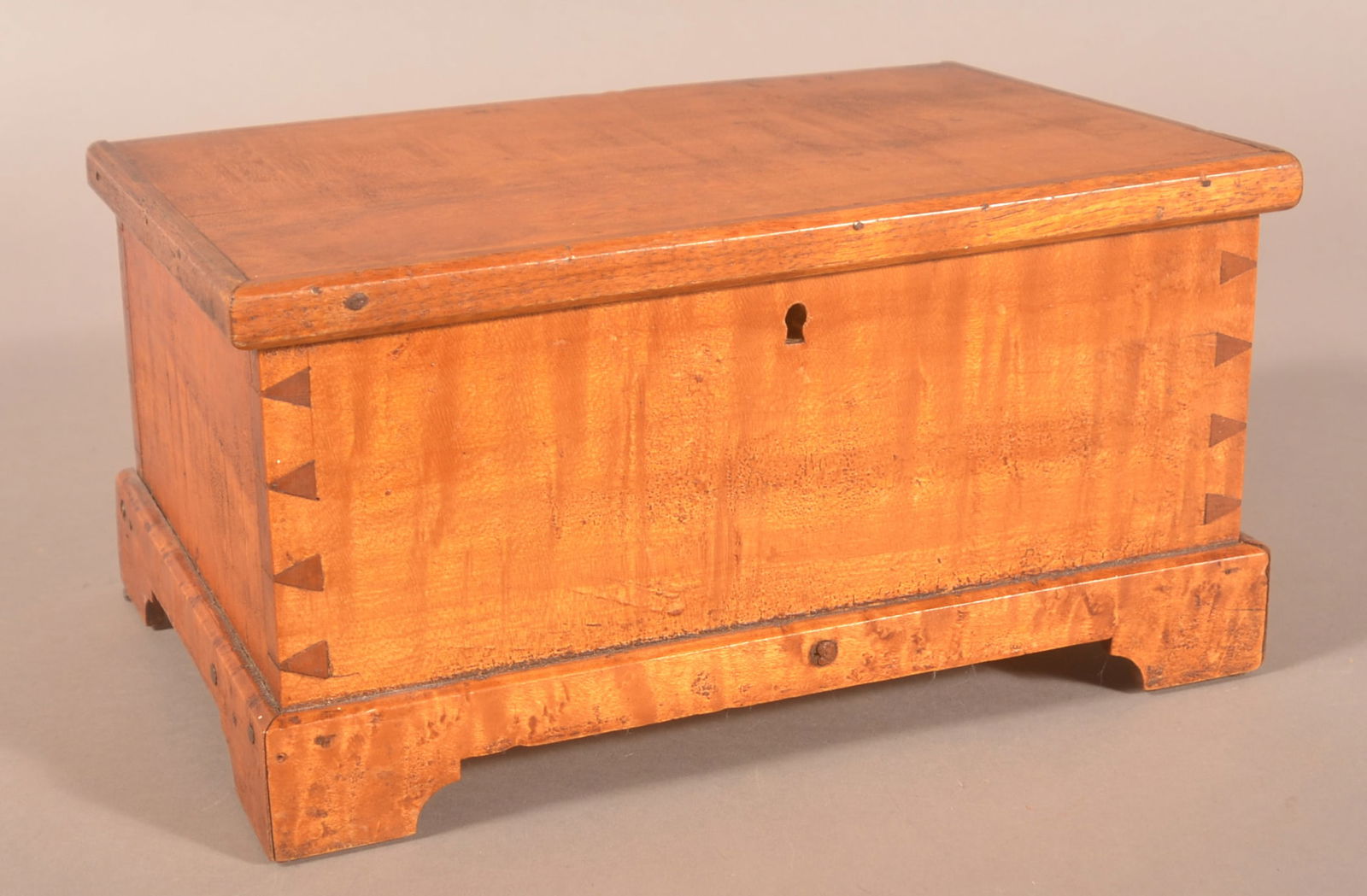 Antique Tiger Maple Miniature Blanket Chest. (1 of 5)