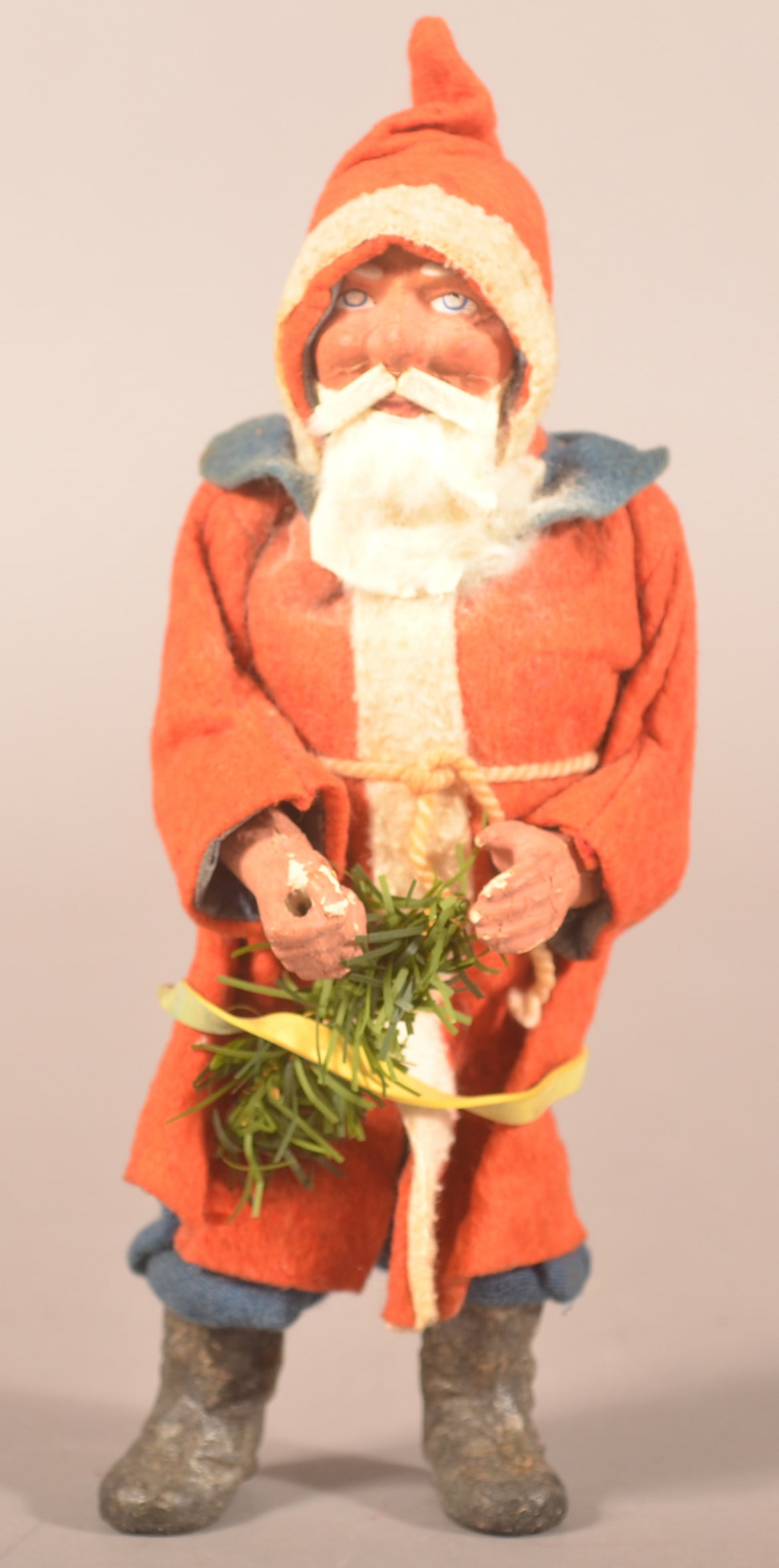 German Pre-War Santa Claus in Red Felt Robe. (1 of 5)