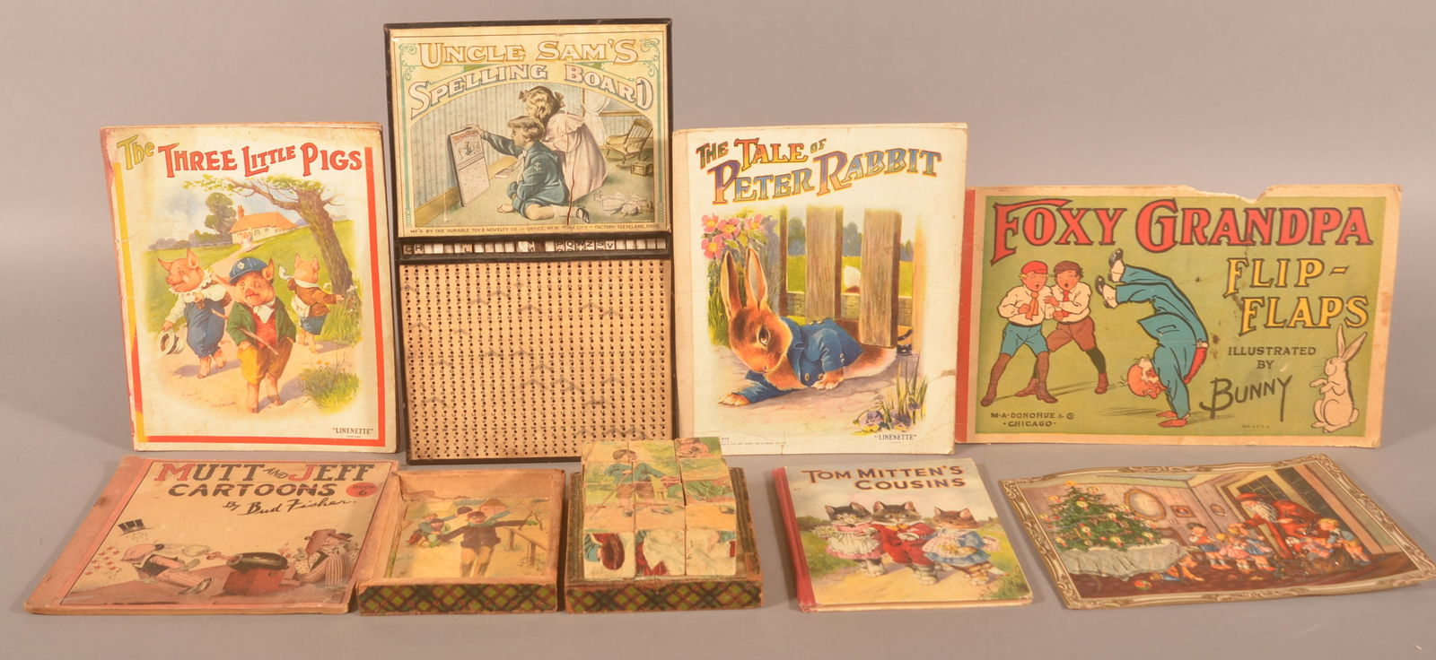 Lot of Antique Children's Books and Games. (1 of 4)
