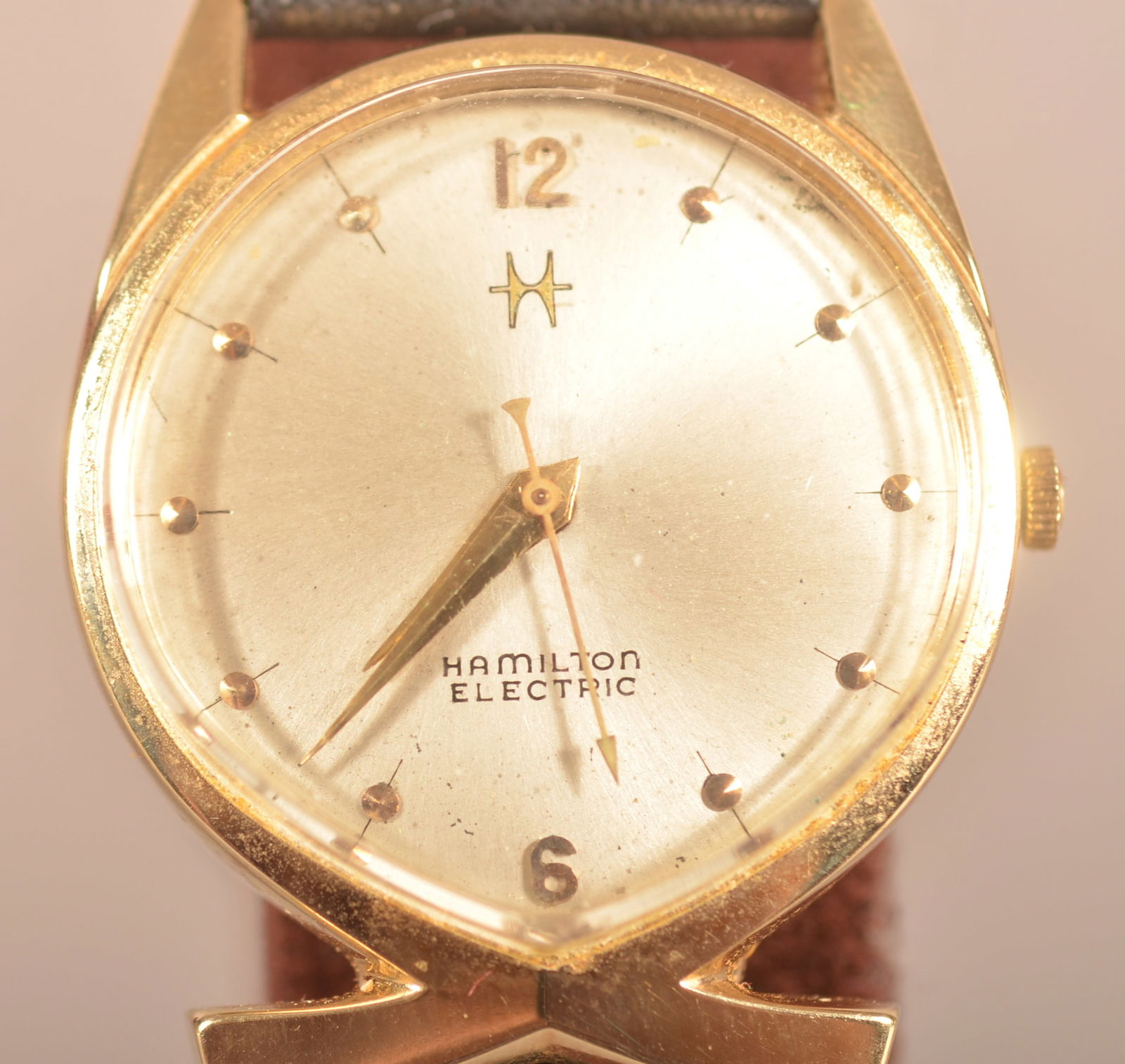 Hamilton Electric 14K Yellow Gold Men's Wristwatch. (1 of 10)