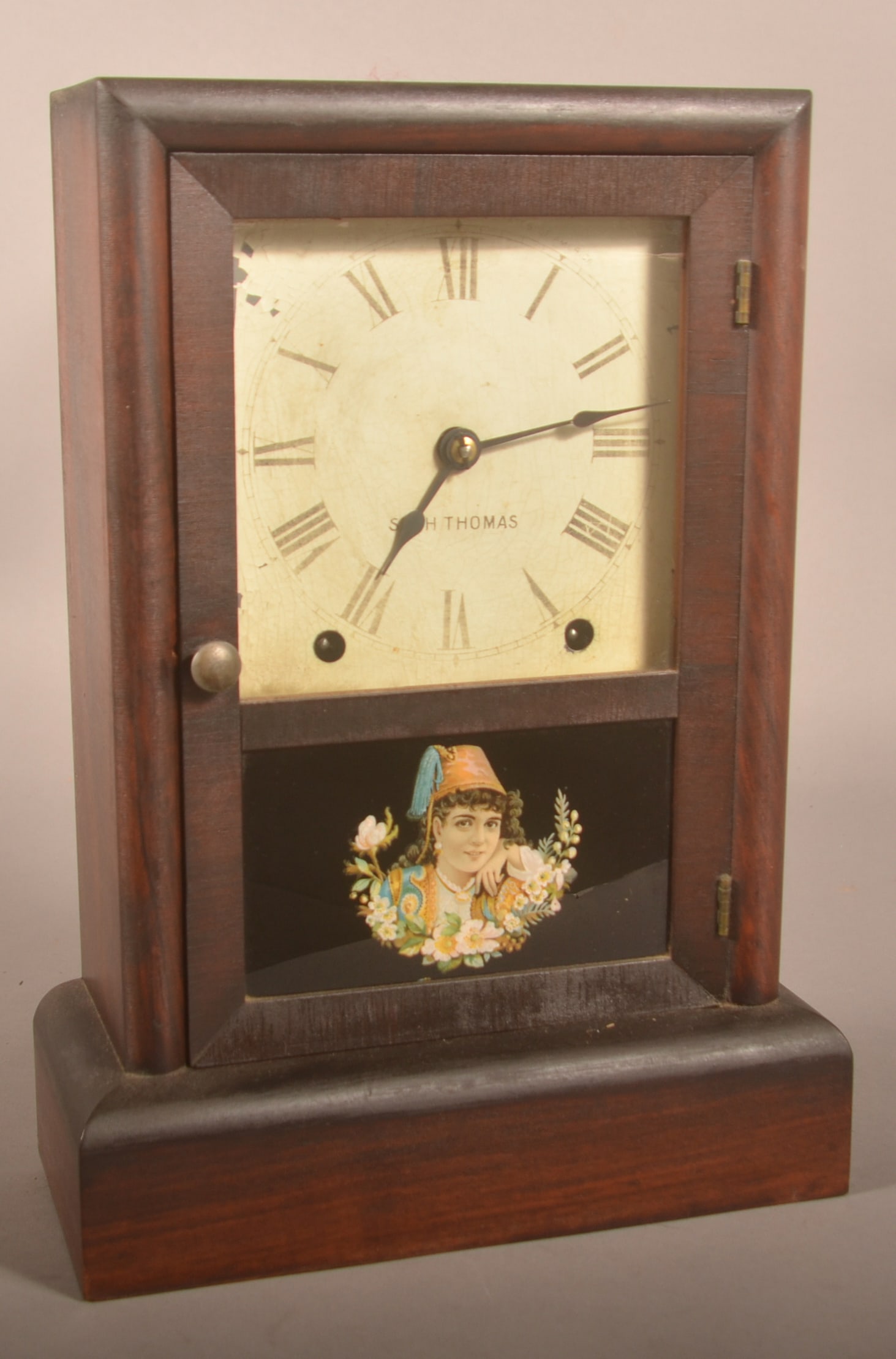 Seth Thomas 8-Day Antique Shelf Clock. (1 of 4)