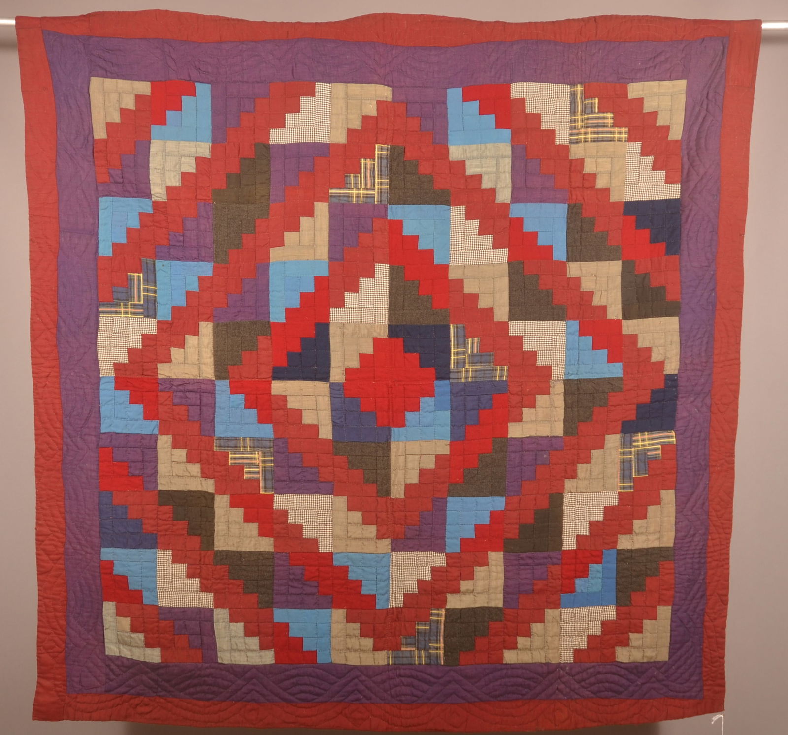 Antique PA Amish Log Cabin Patchwork Quilt. (1 of 6)