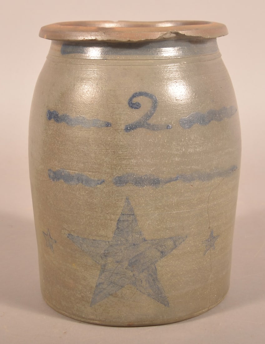 Nestorville, WV Star-Stenciled 2-Gallon Crock. (1 of 4)
