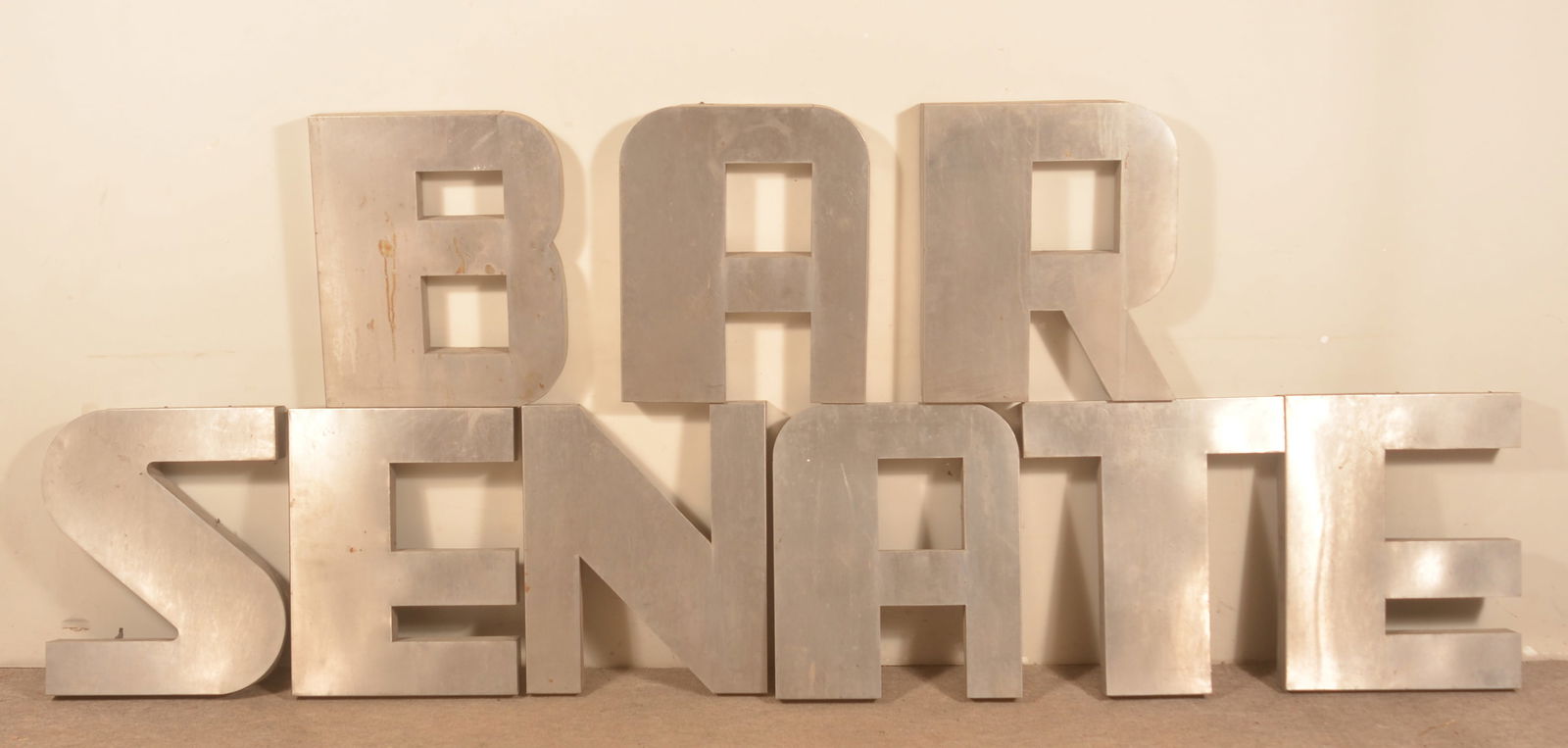 Original "Senate Horseshoe Bar" Sign Hbg., PA. (1 of 5)