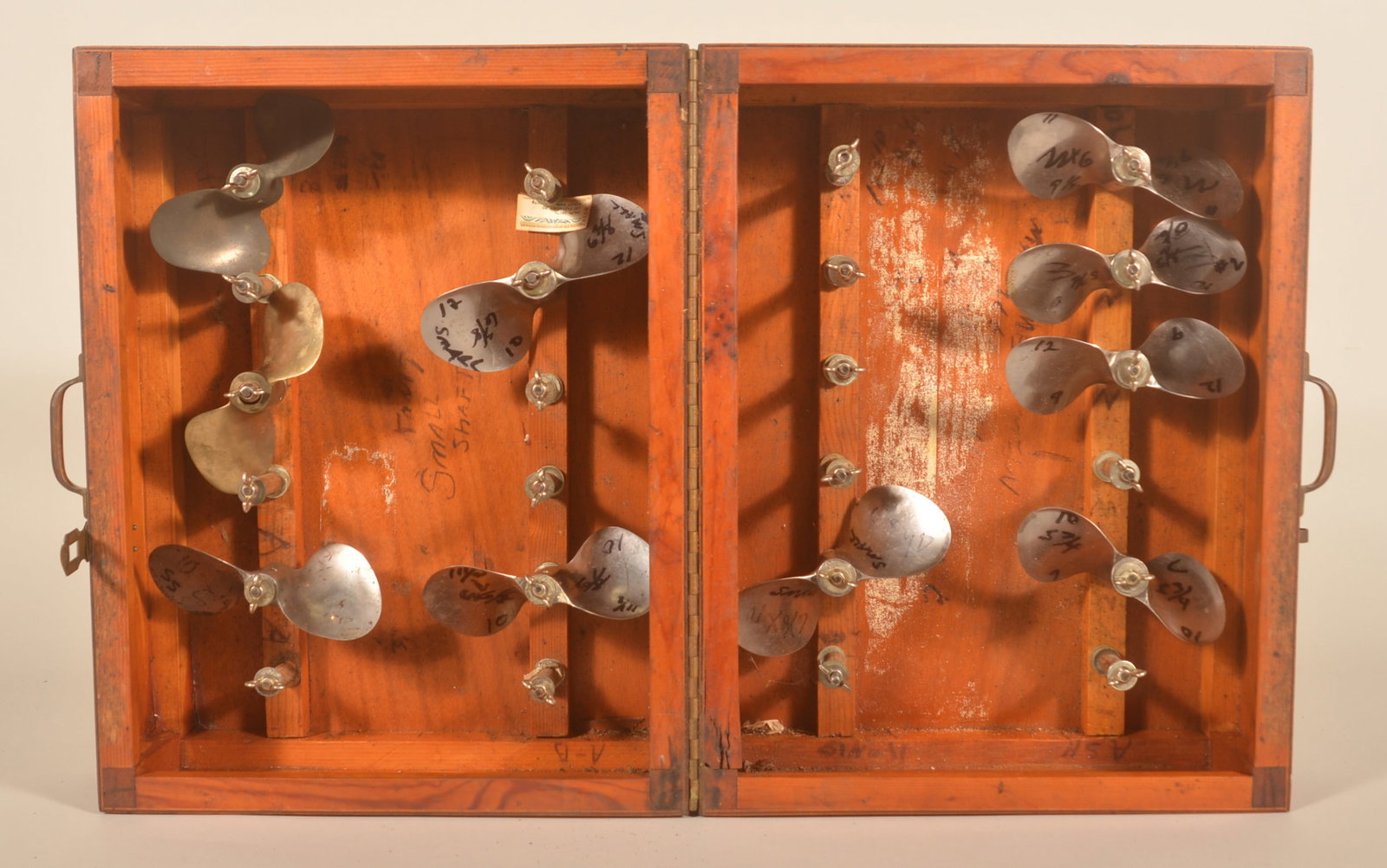 Salesman Sample Oak Case with Boat Propellers (1 of 5)