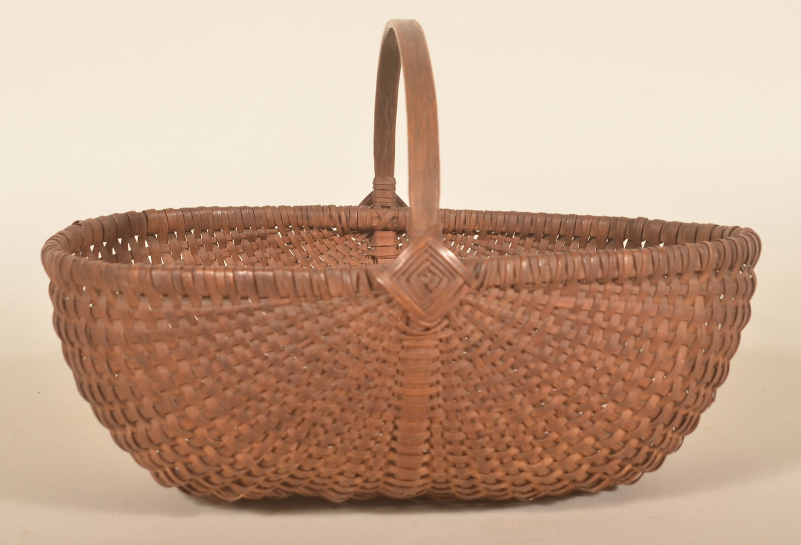 Early PA Antique Oval Splint Oak God's Eye Basket: Great surface and patina with tight banding. 9"H x 15"W