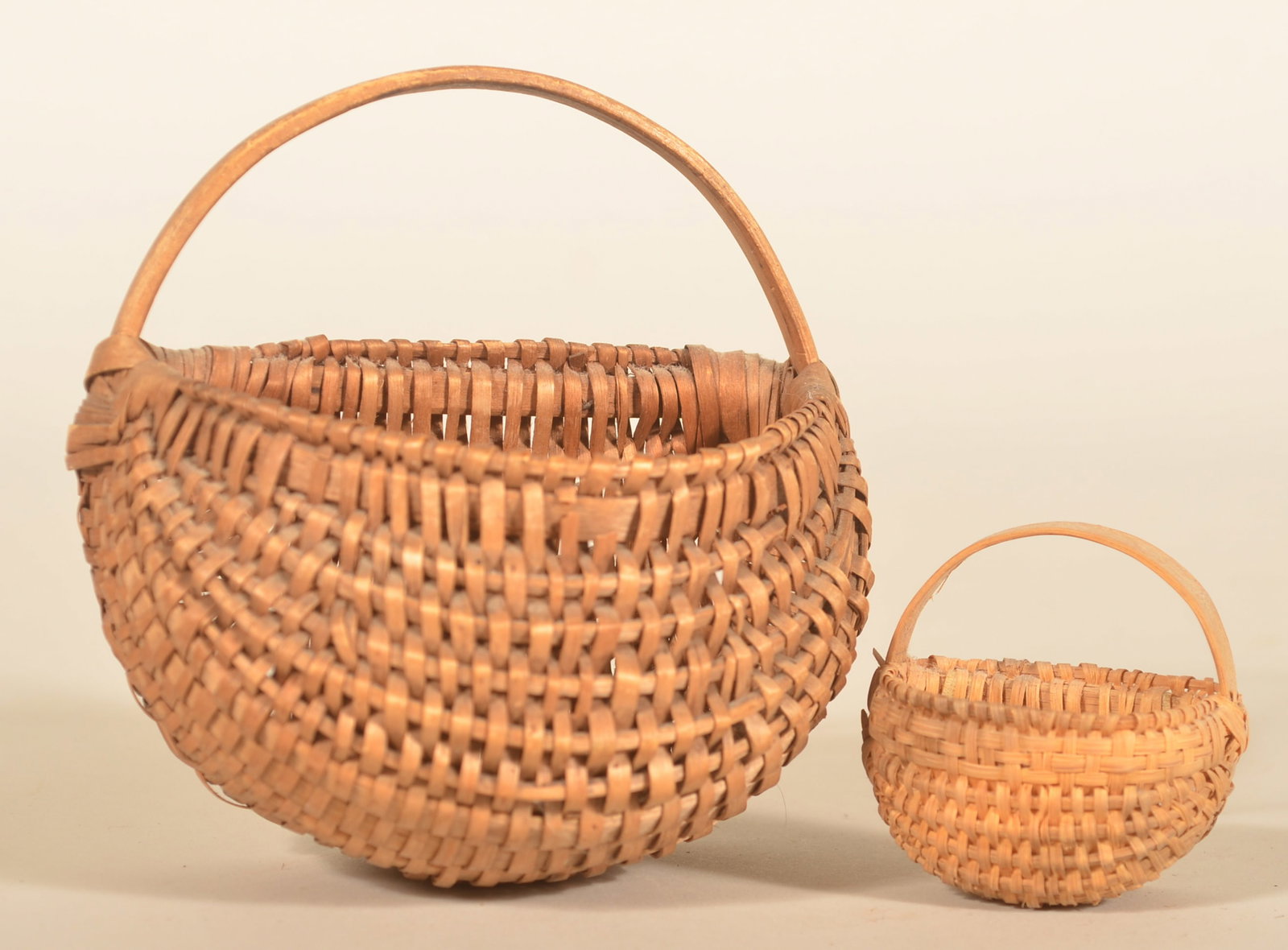 2 Splint Oak Wall Baskets (1 of 4)