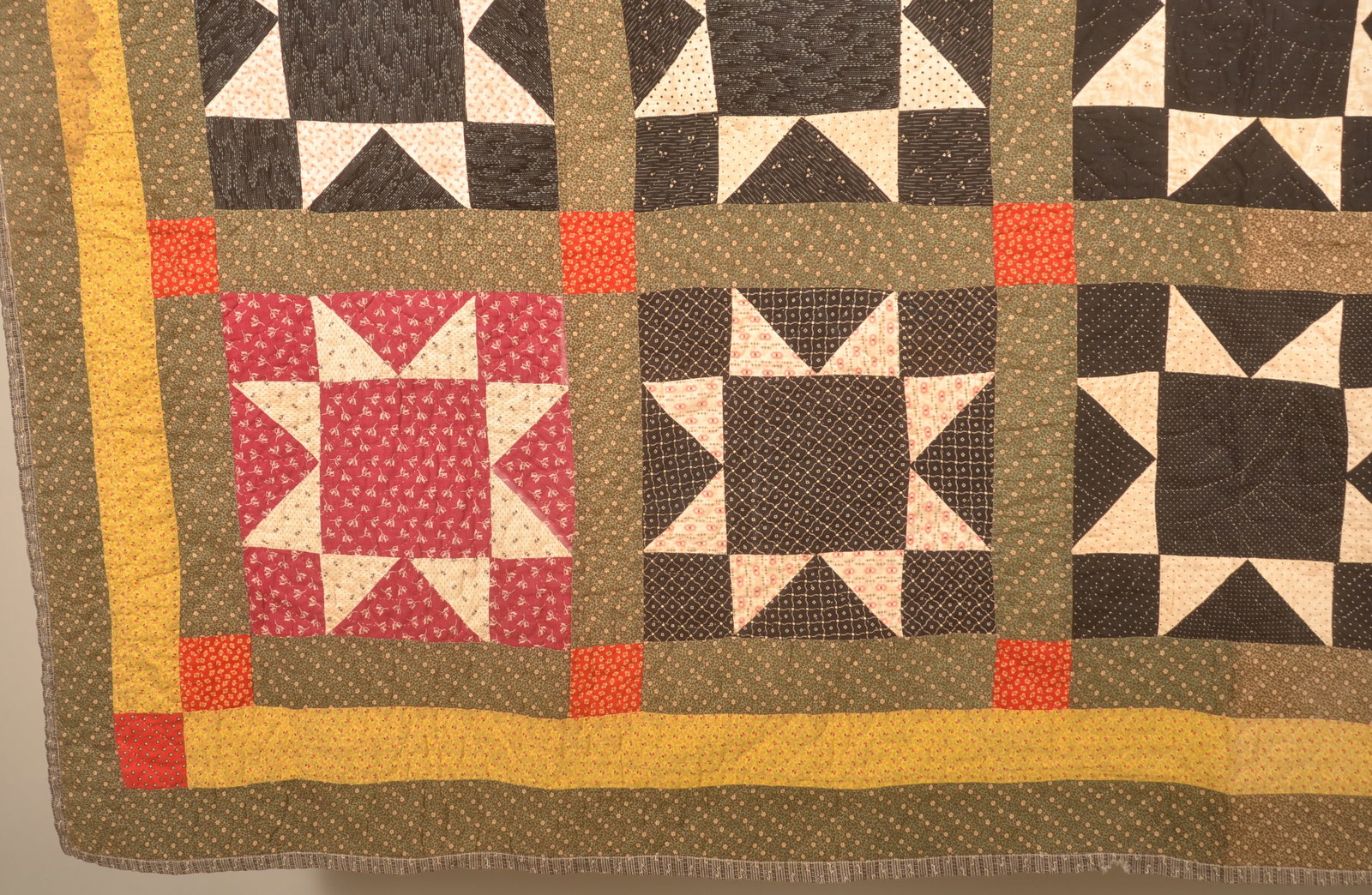 8-Pointed Star Antique Patchwork Quilt - 3