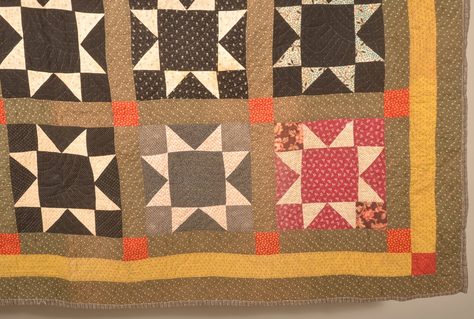 8-Pointed Star Antique Patchwork Quilt - 4