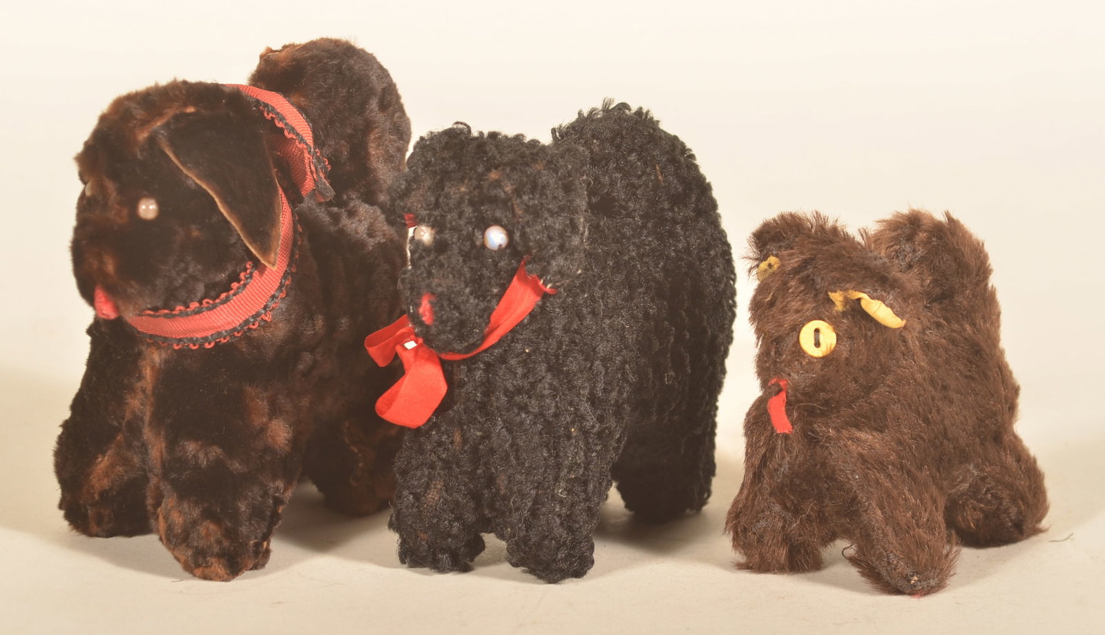 3 Antique Pennsylvania Mennonite Homemade Dogs (1 of 4)