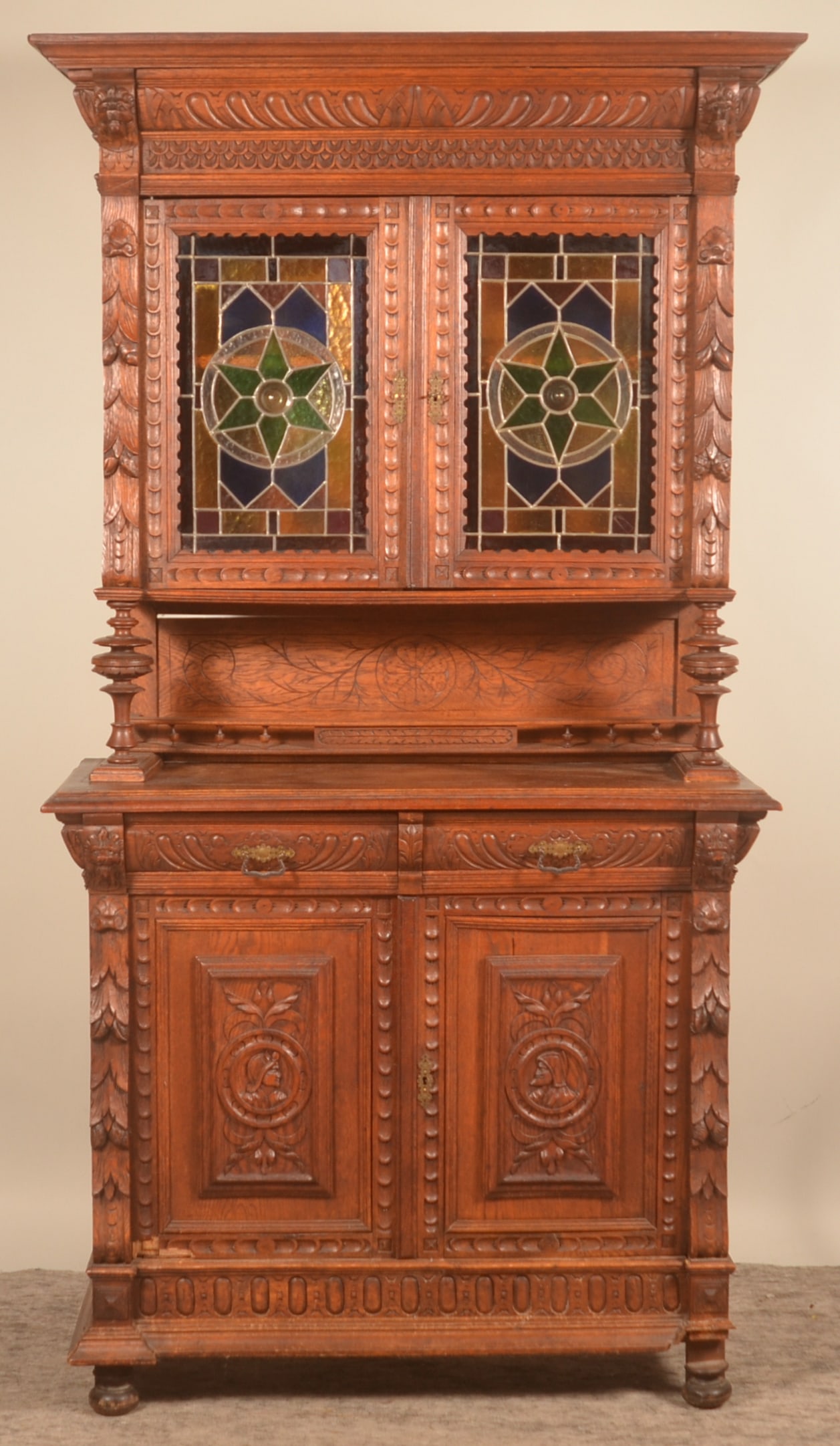 Jacobean Oak Cupboard, Carved Lions & Leaded Glass (1 of 10)