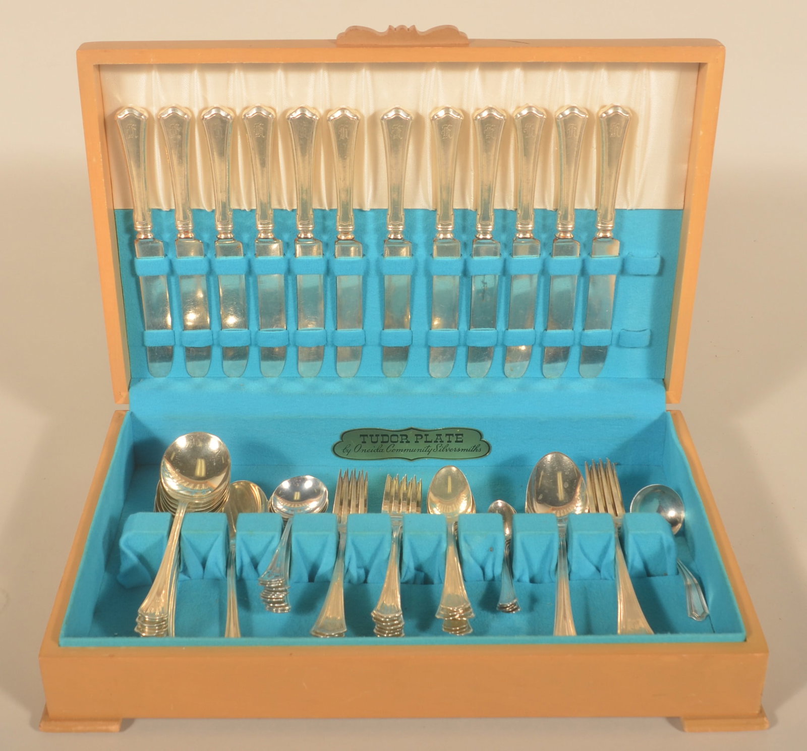 R. Wallace Sterling Silver Flatware (1 of 7)