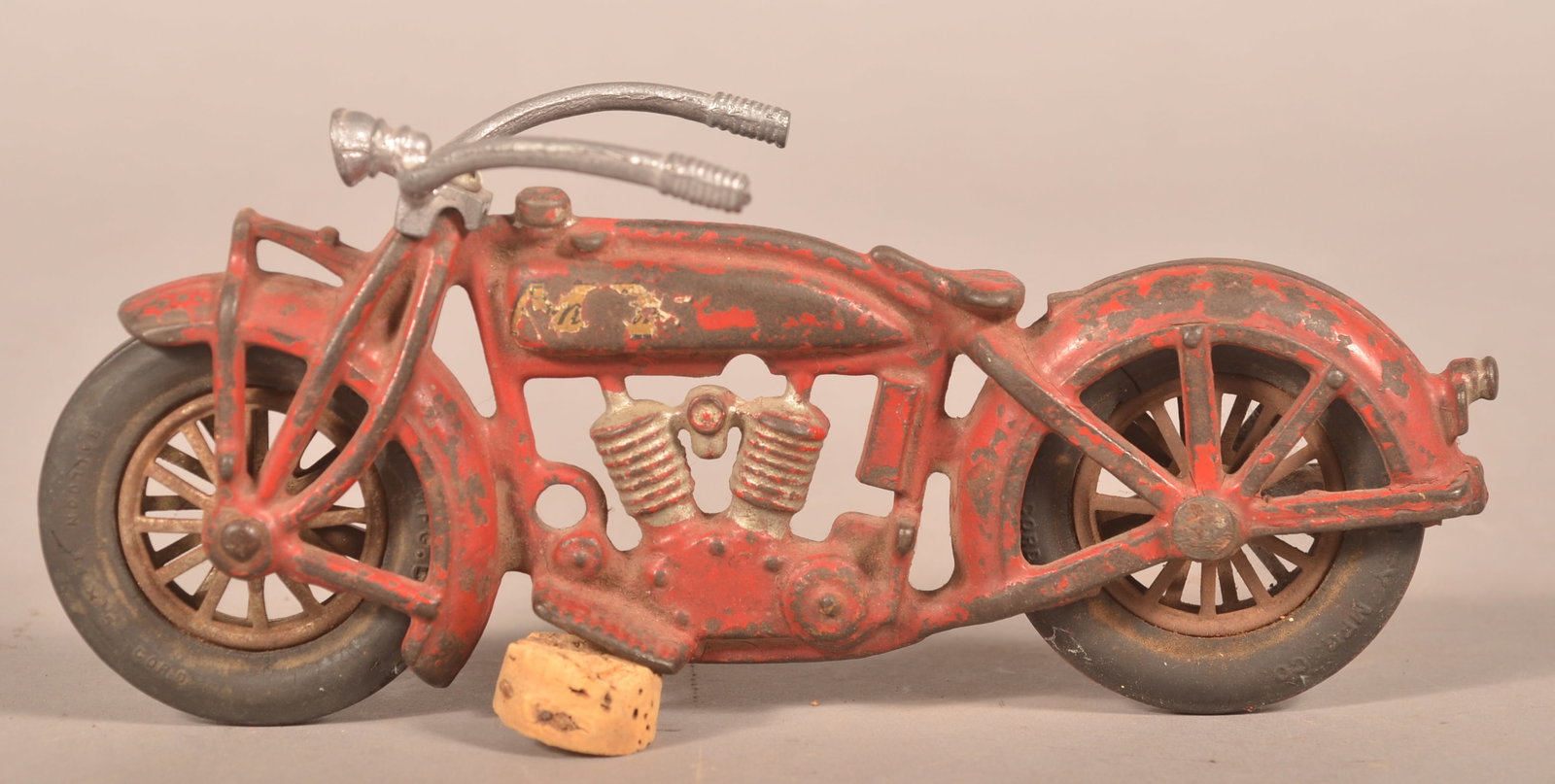 Hubley Indian Cast Iron Motorcycle (1 of 6)
