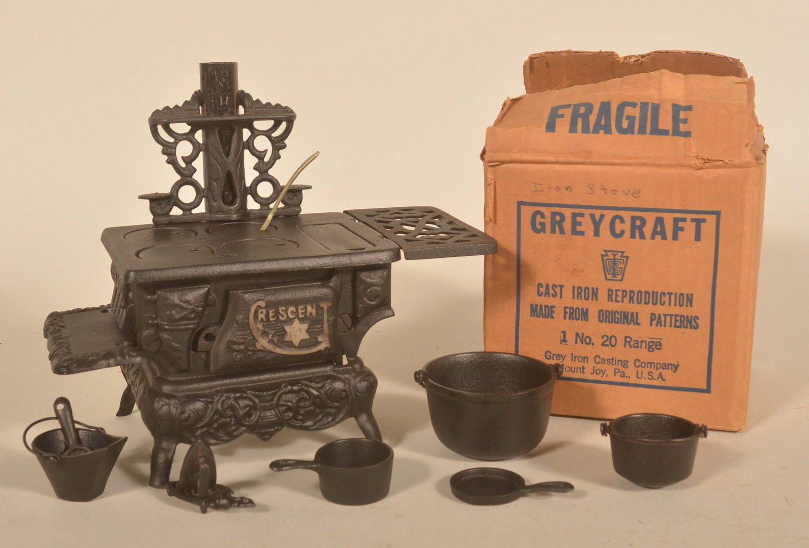 Greycraft Cast Iron Toy Stove Mount Joy, PA (1 of 2)