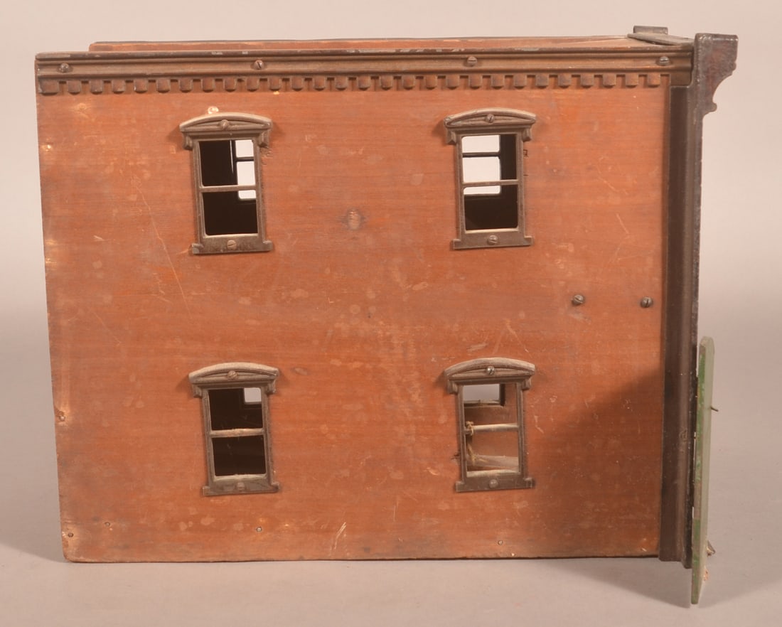 Antique Ives Clockwork Fire Engine House - 4