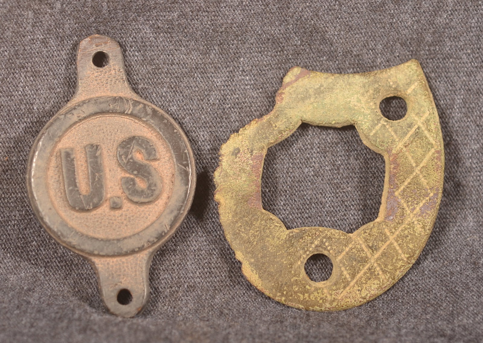 Gettysburg US Bridle Rosette & CSA Heel Plate (1 of 6)