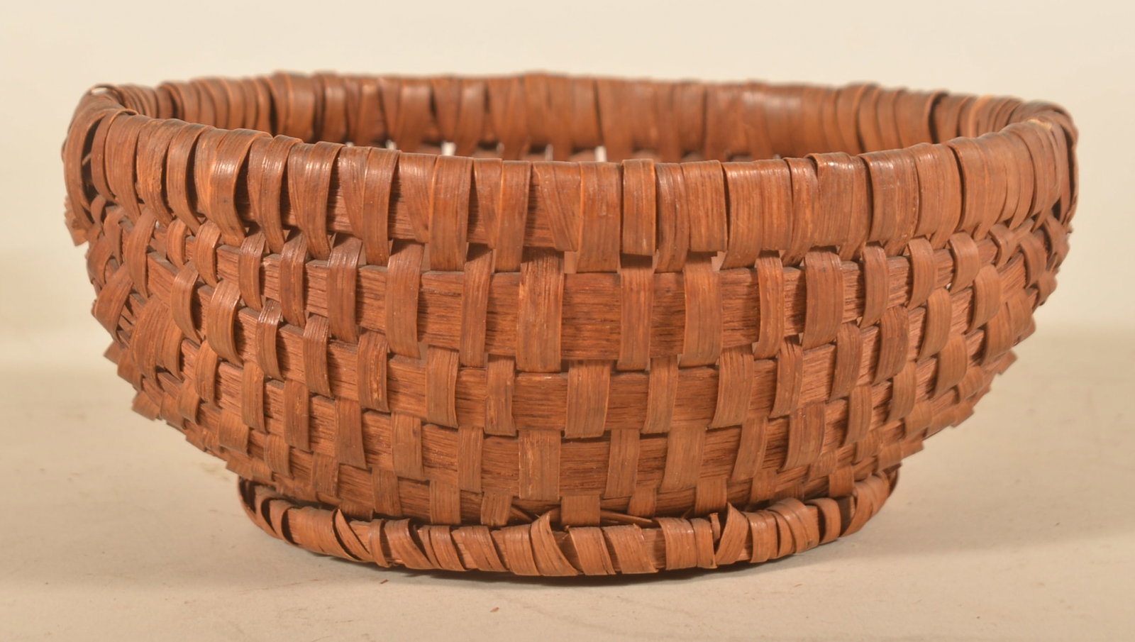 Unusual Small Pedestal Base Splint Oak PA Basket (1 of 5)