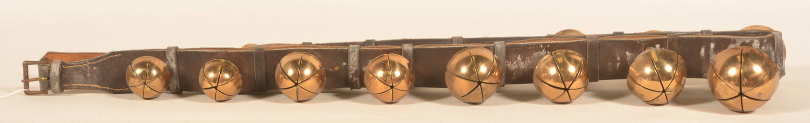 Graduated Set Large Christmas Brass Sleigh Bells (1 of 4)