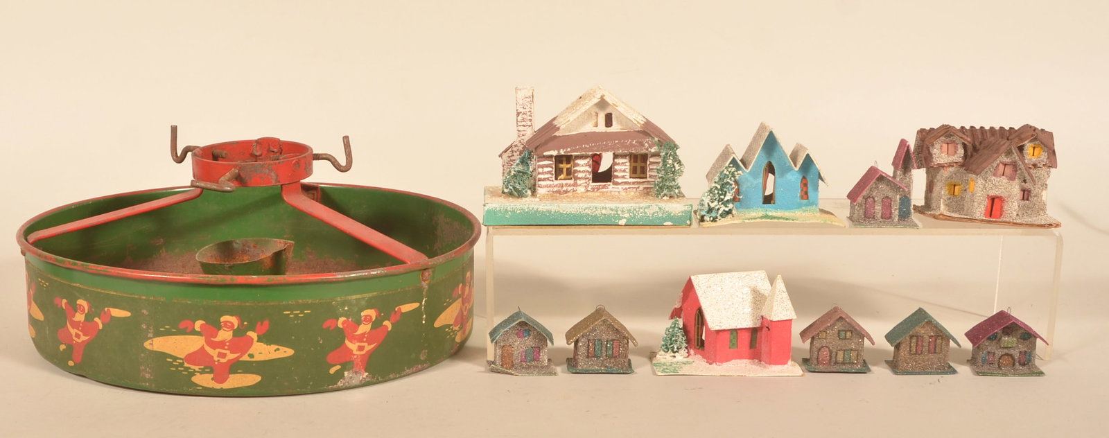 Vintage Nesco Metal Tree Stand & Decorations (1 of 5)