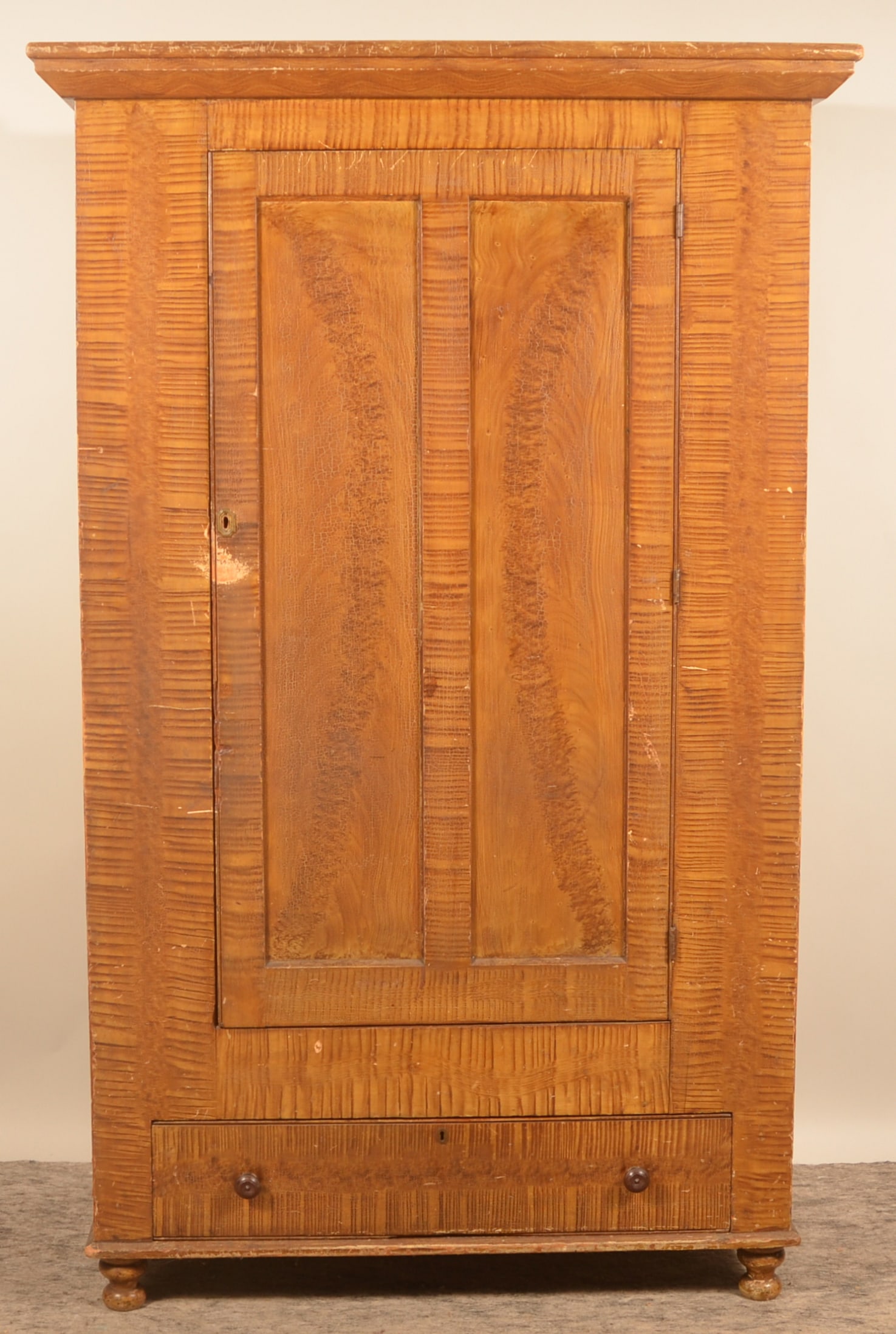 Excellent Paint-Decorated Wardrobe (1 of 6)