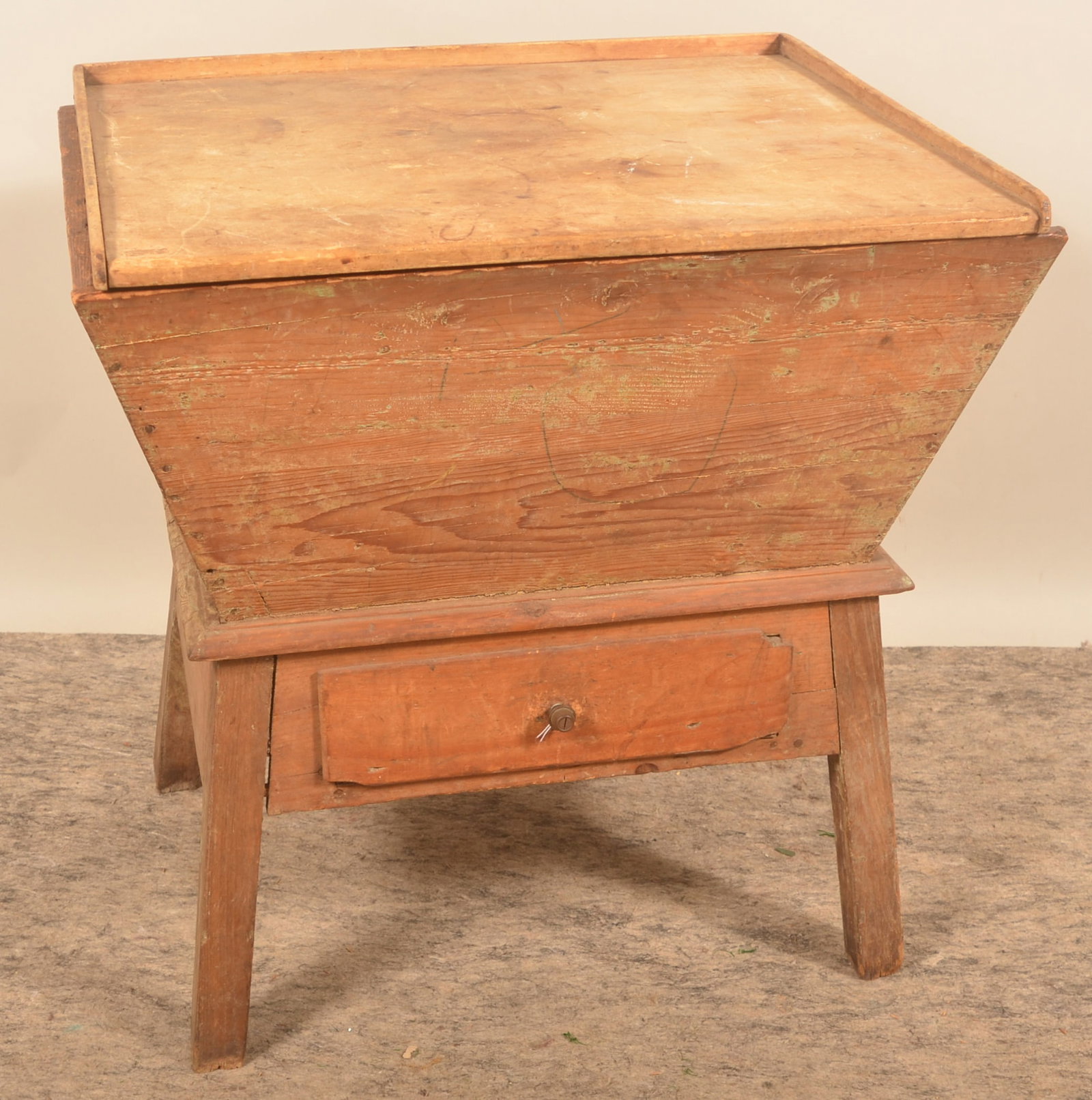 Large Sturdy Dough Tray with Drawer: From the consignor's parents' farm in New England, this homemade dough tray is made of white pine and round nails. Late-19th century. It did not have a top according to the consignor. Bread board was