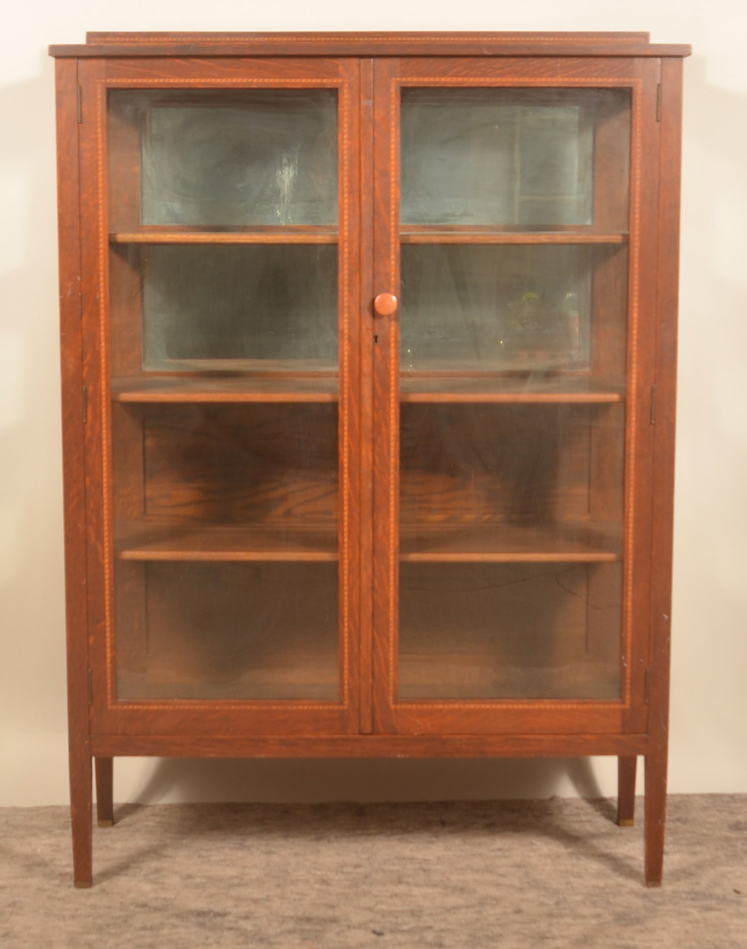 Excellent 2-Door Quarter-Sawn Oak Cabinet (1 of 7)