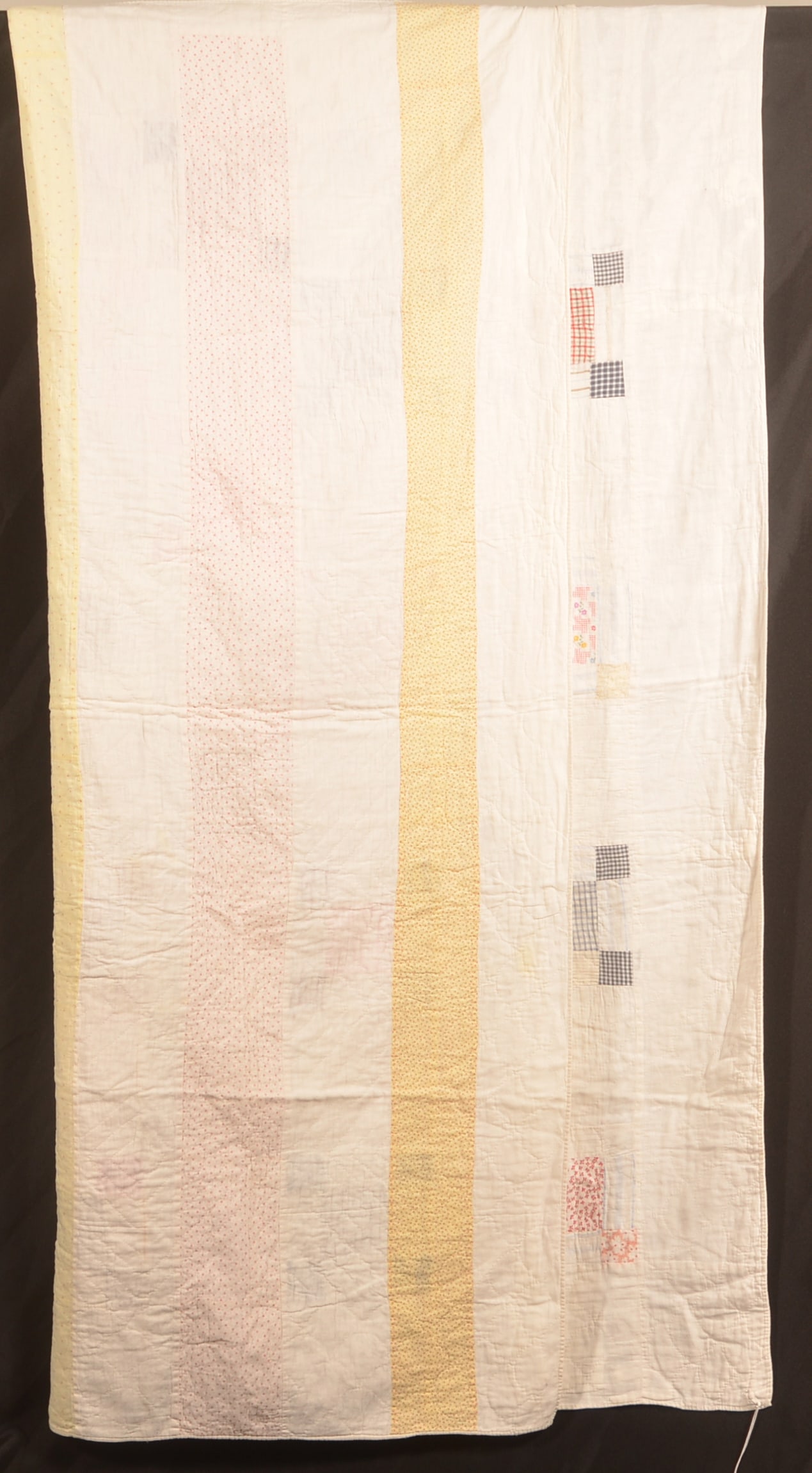 9-Patch Hand-Stitched Antique Quilt - 4