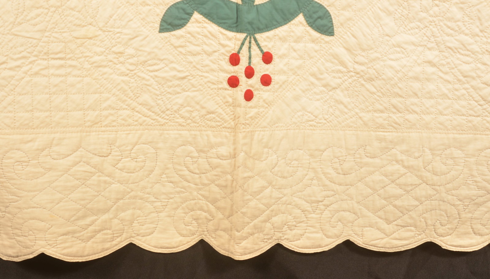 Currants & Cockscomb Pattern Applique Quilt - 4