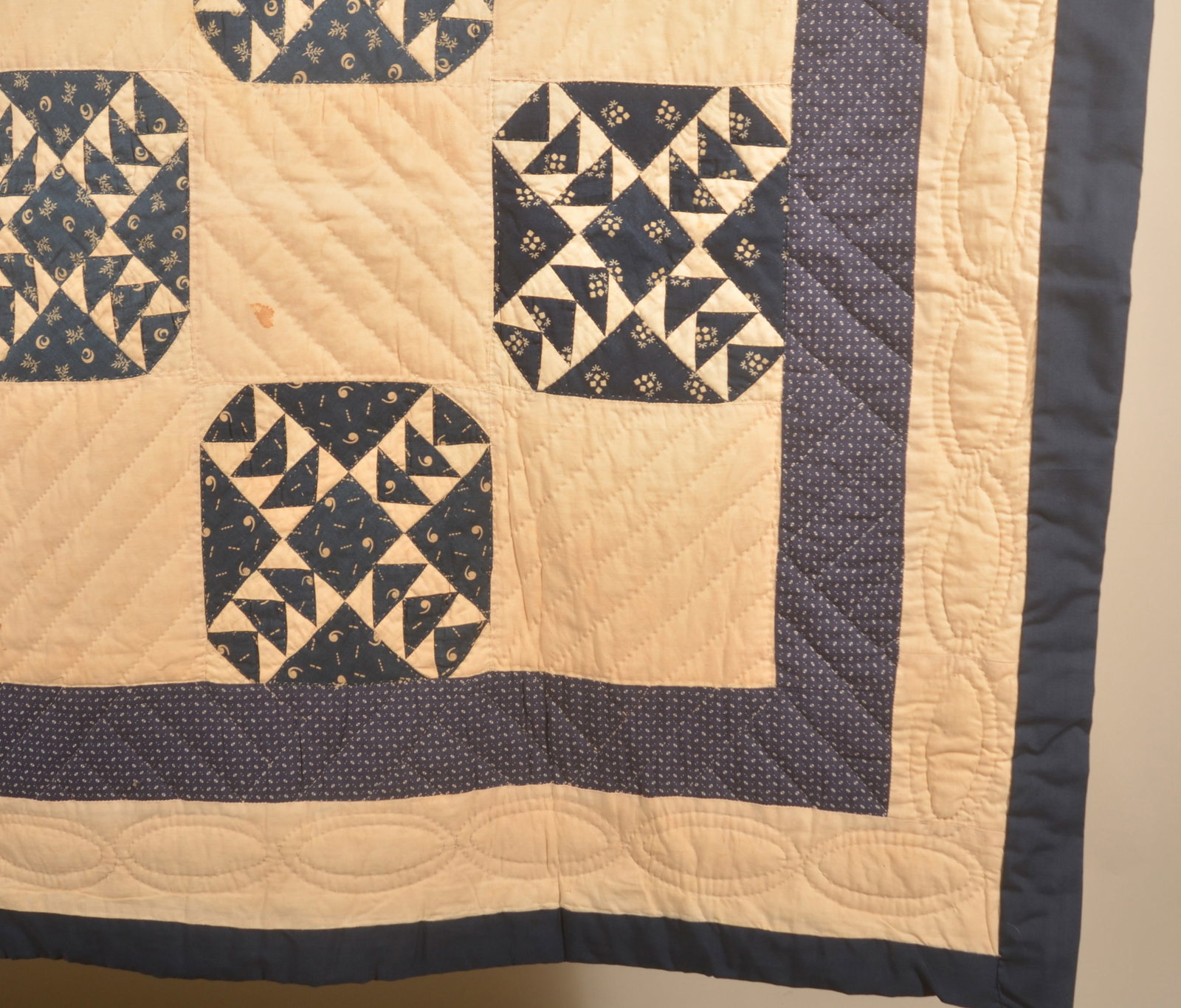 Antique Goose Chase Pattern Quilt - 3